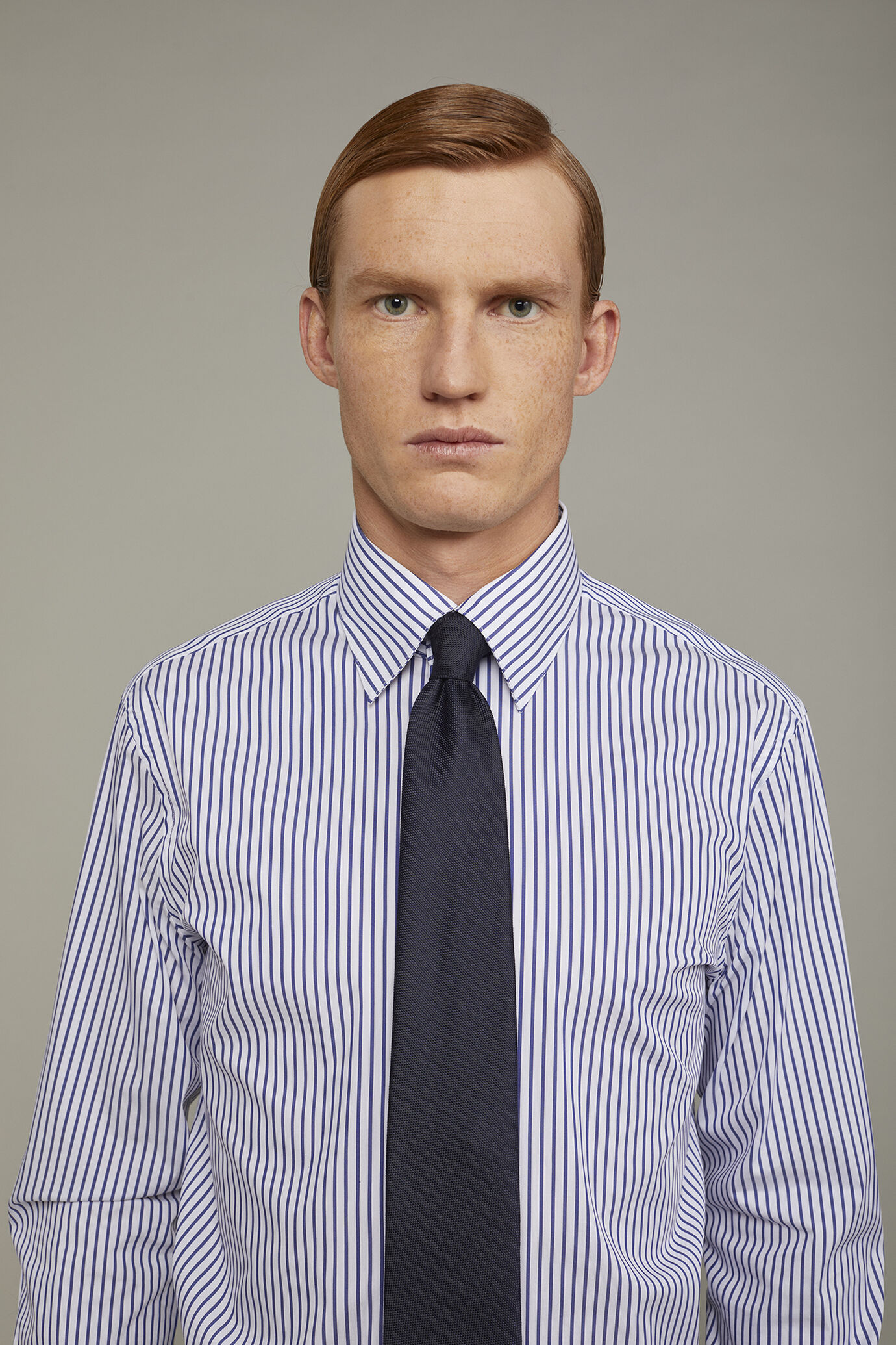 Men's tech shirt classic collar nylon fabric regular fit image number 3