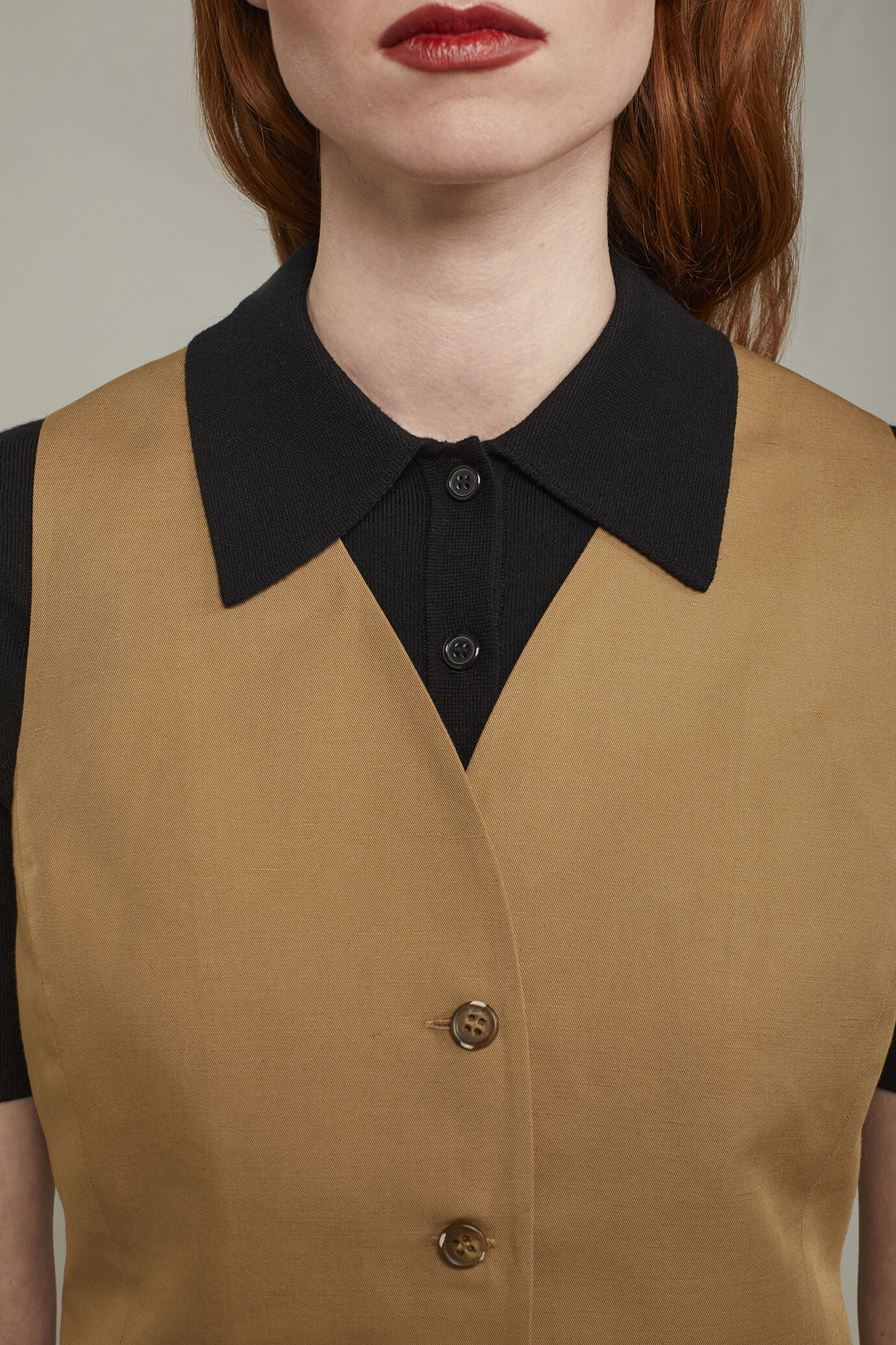 Gilet donna misto lino e cotone regular fit image number 3