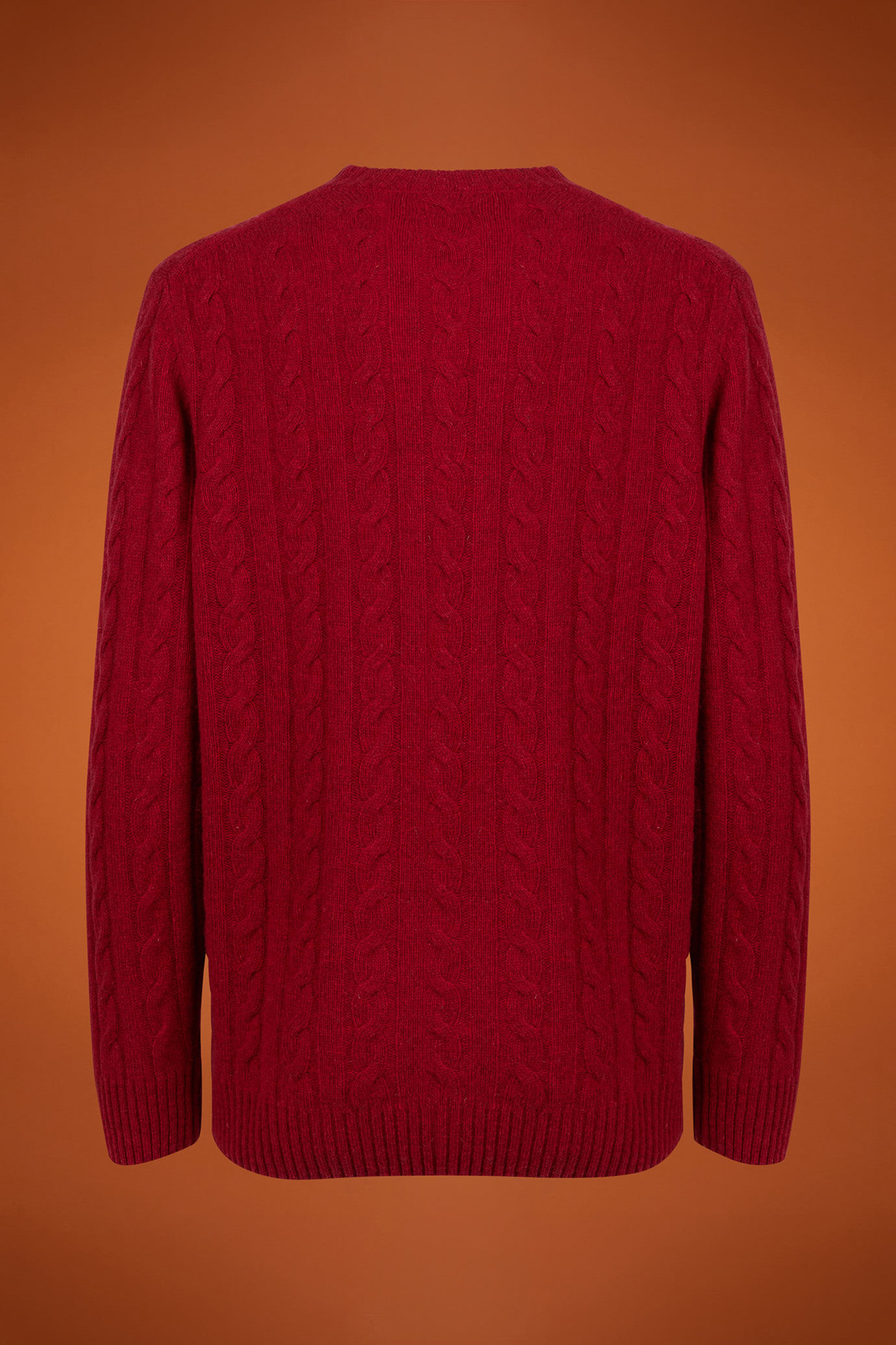 Men's lambswool crew neck jumper in a regular fit image number 5