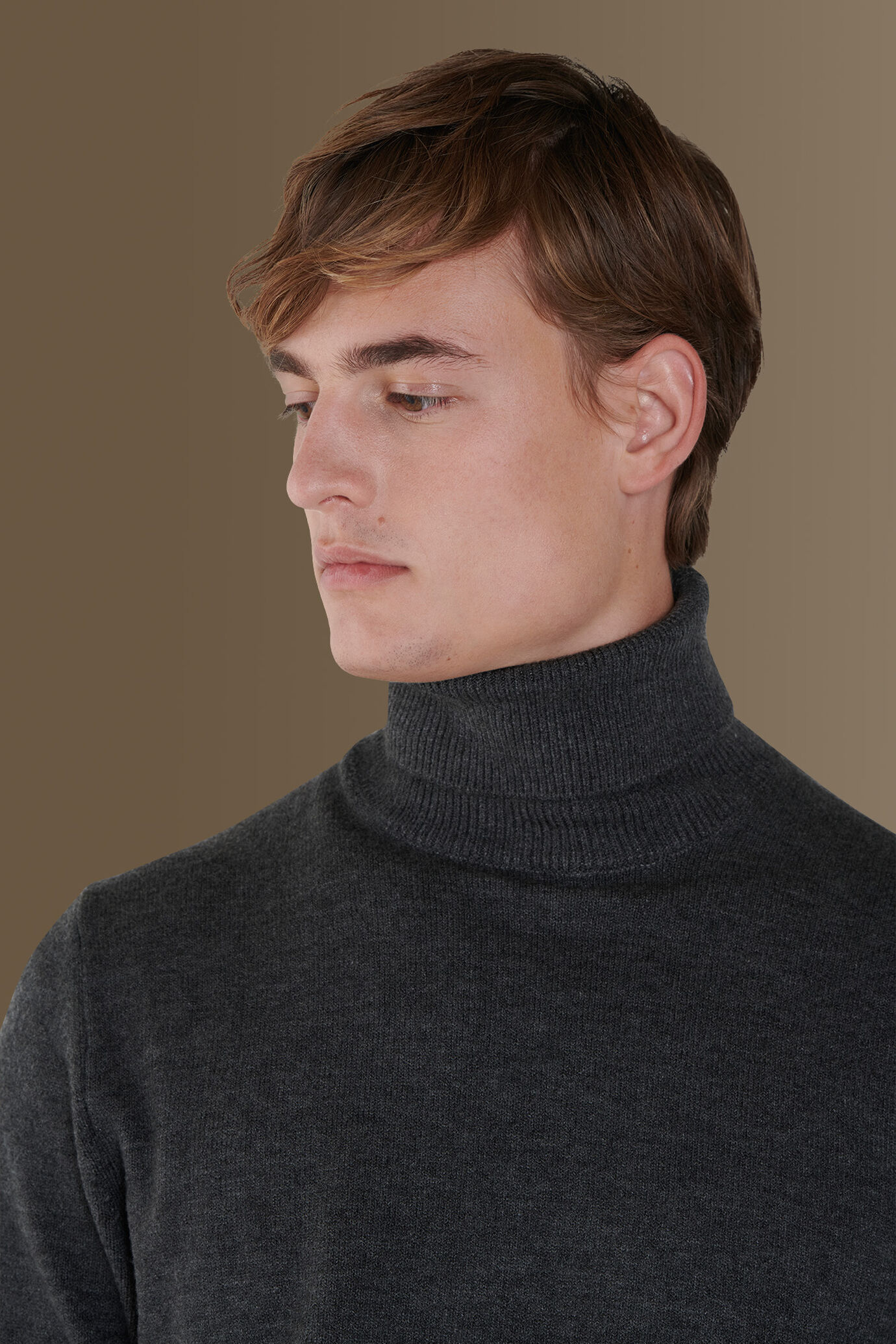 Maglia collo alto soft touch image number 1