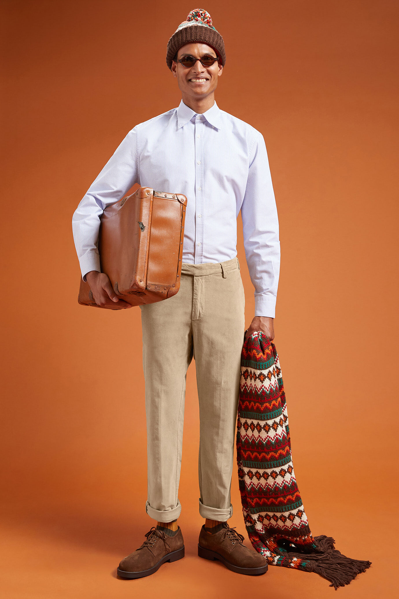 Klassische Herrenhose aus Samt mit Streifenmuster in normaler Passform image number 0