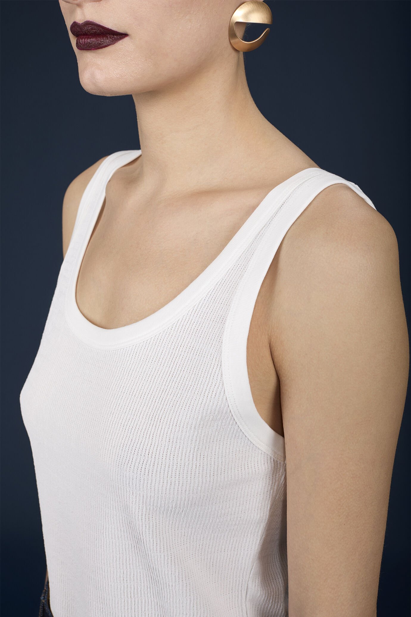 Women's ribbed tank top image number 2