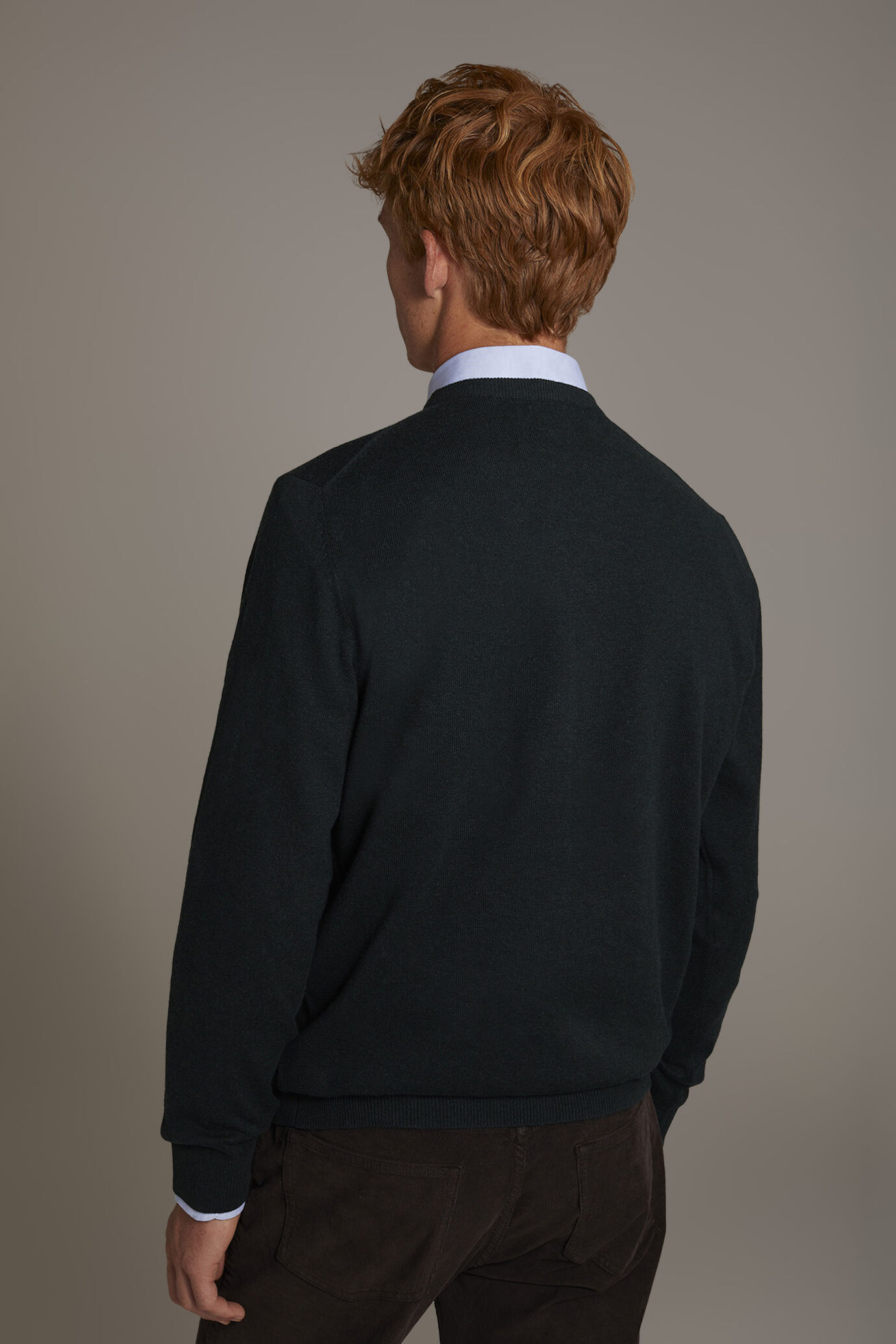 Wool blend round neck sweater image number 3
