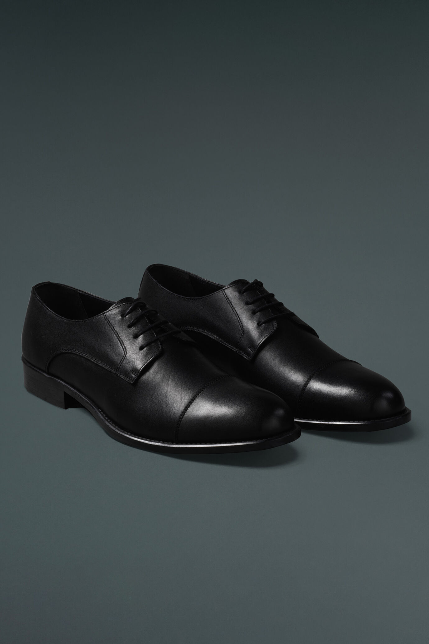 Scarpe Derby Oxford classiche in pelle uomo image number 1