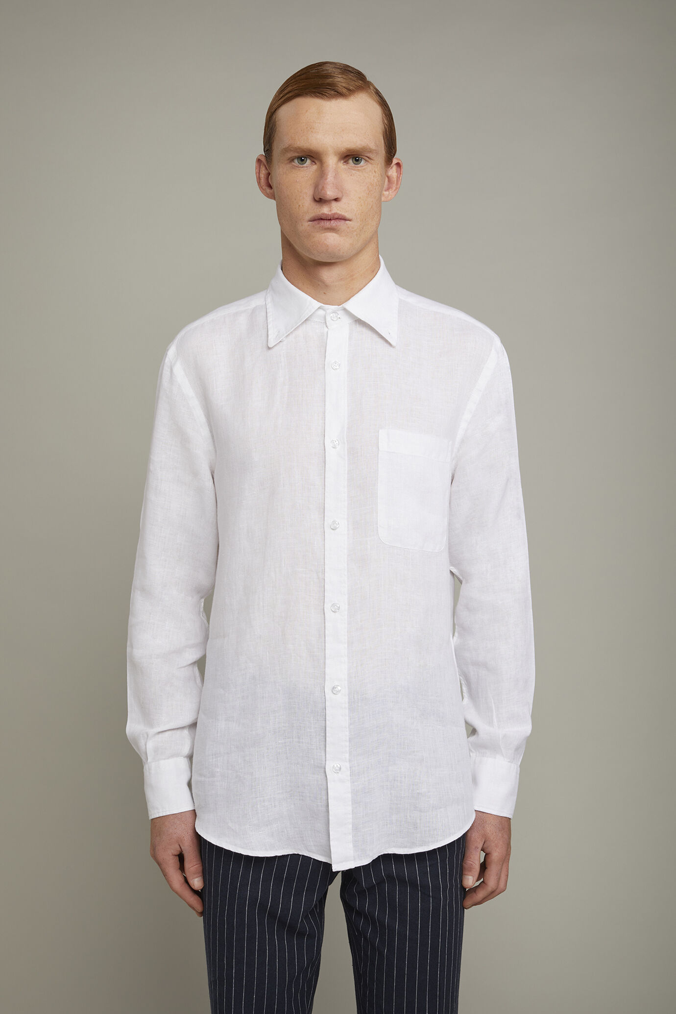 Camicia casual uomo collo button down 100% lino comfort fit image number 2