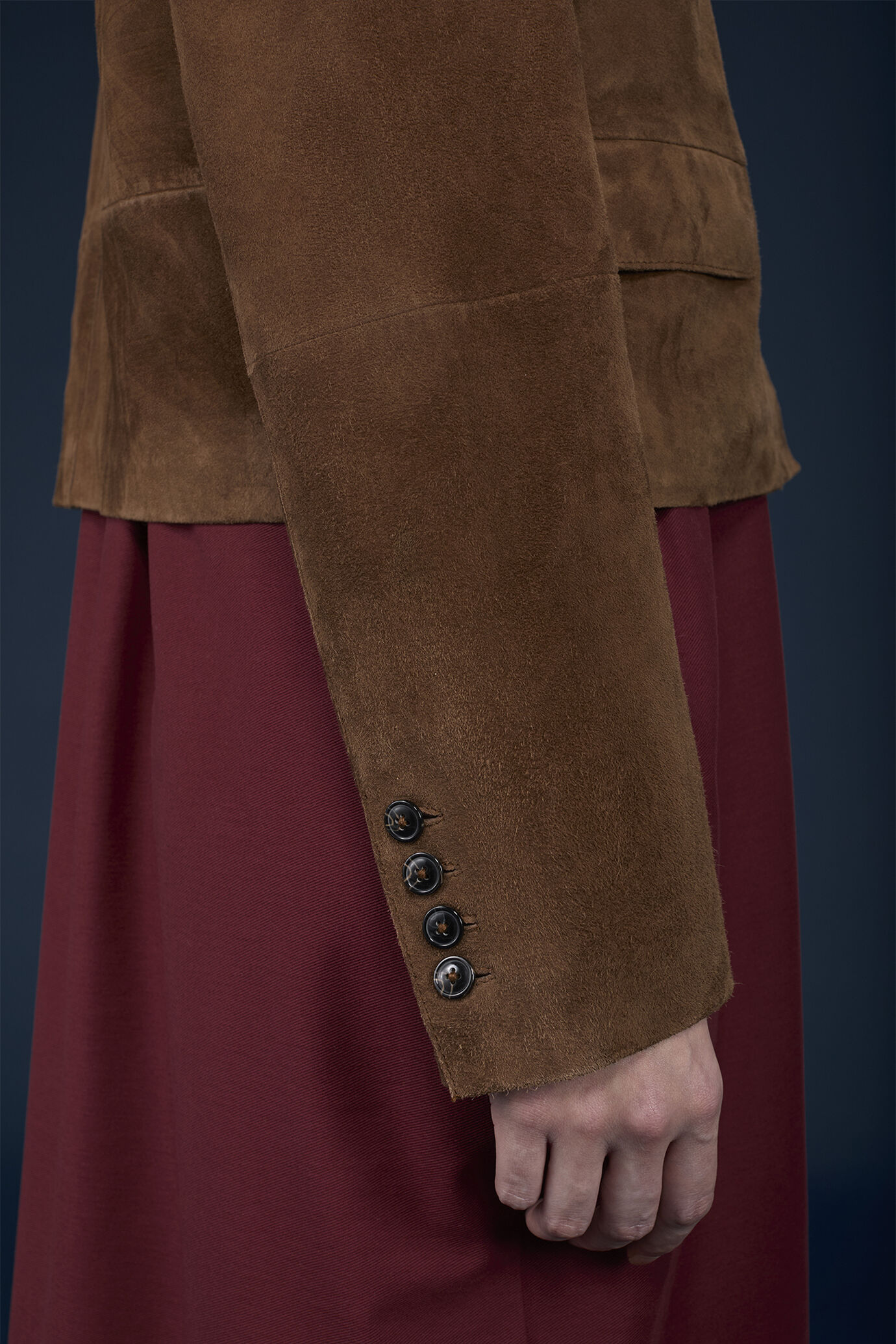 Women's regular fit short jacket in 100% genuine suede image number 3