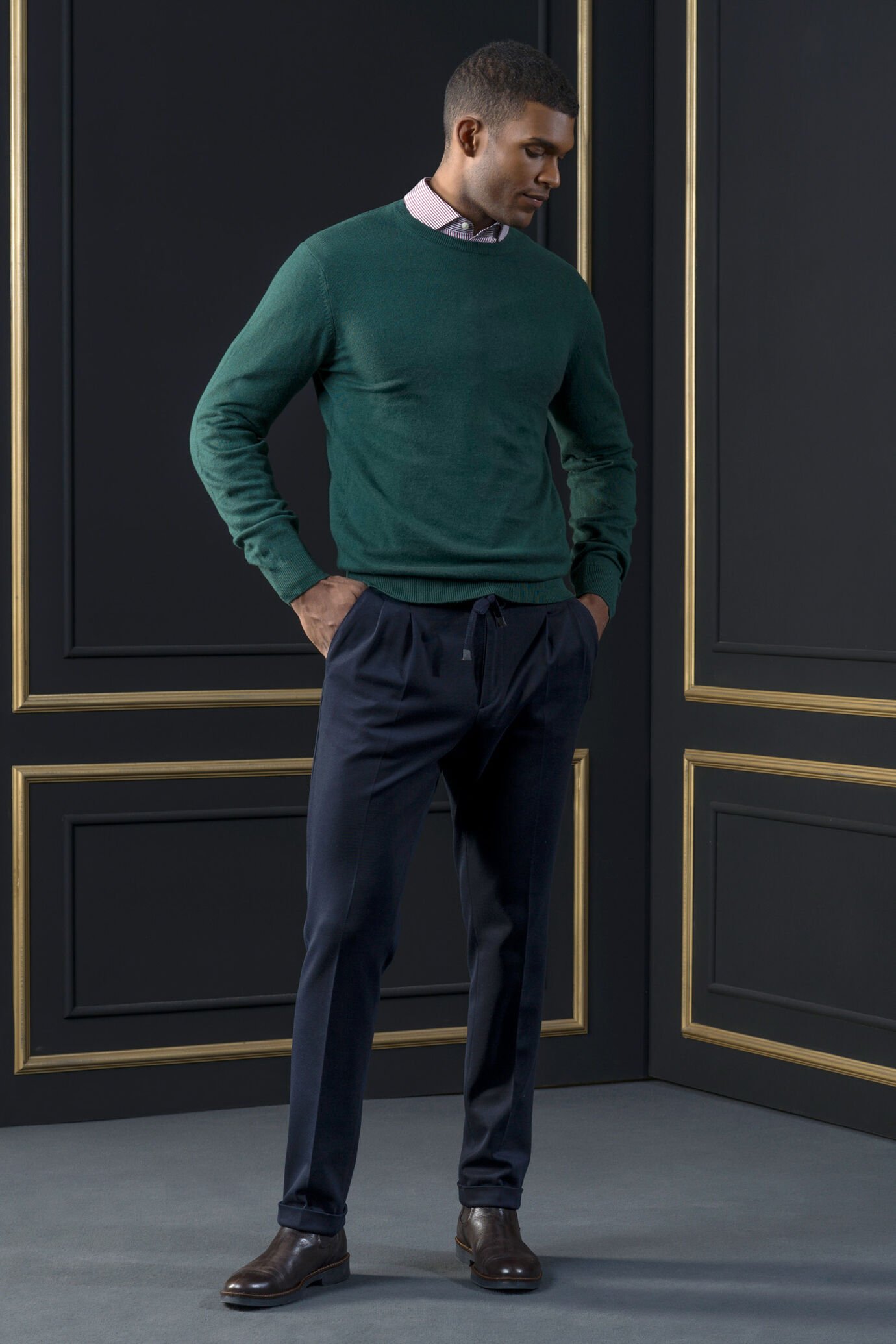 Classic trousers with drawstring image number 0