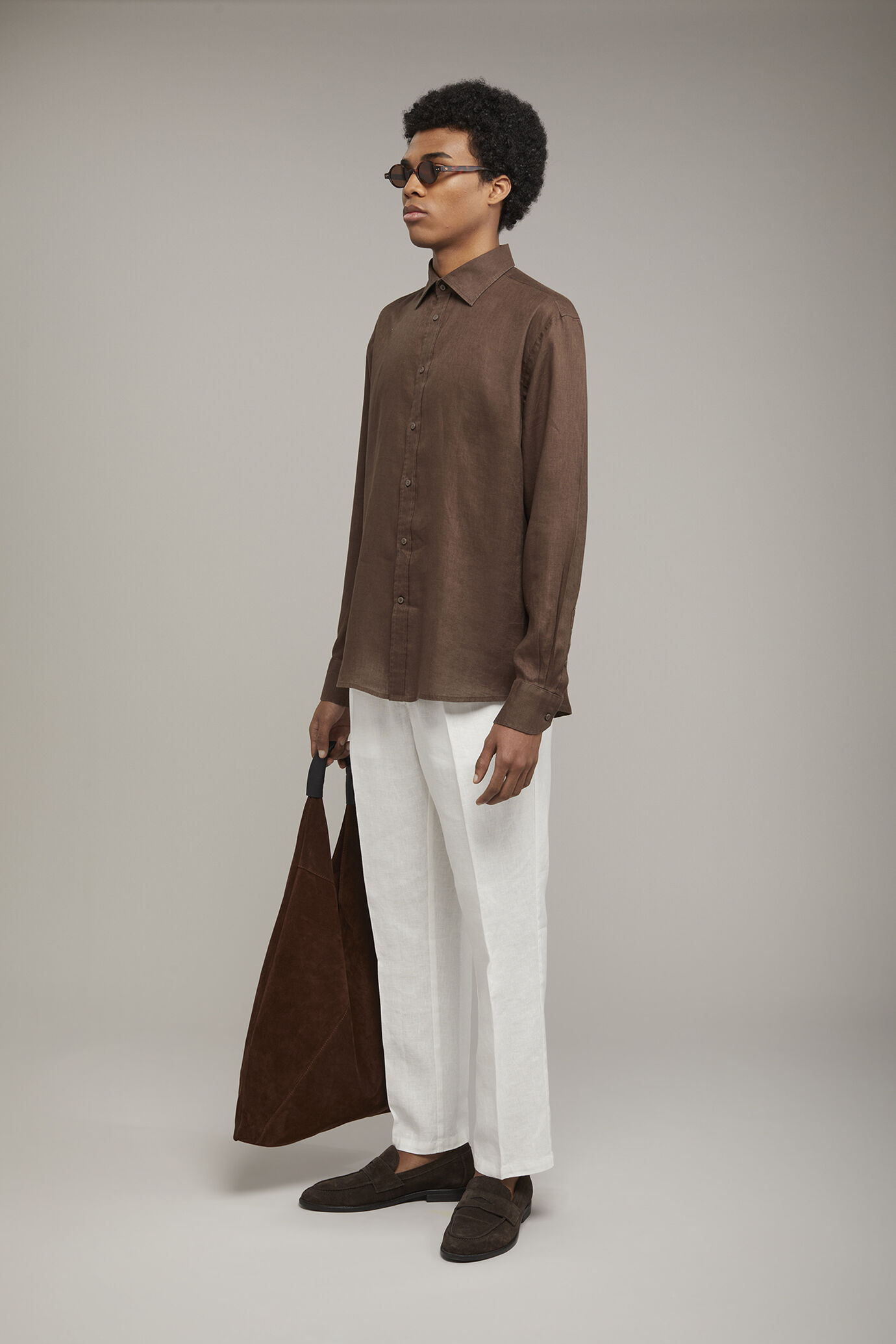 Chemise décontractée homme à col classique, en 100 % lin, coupe confort image number 1
