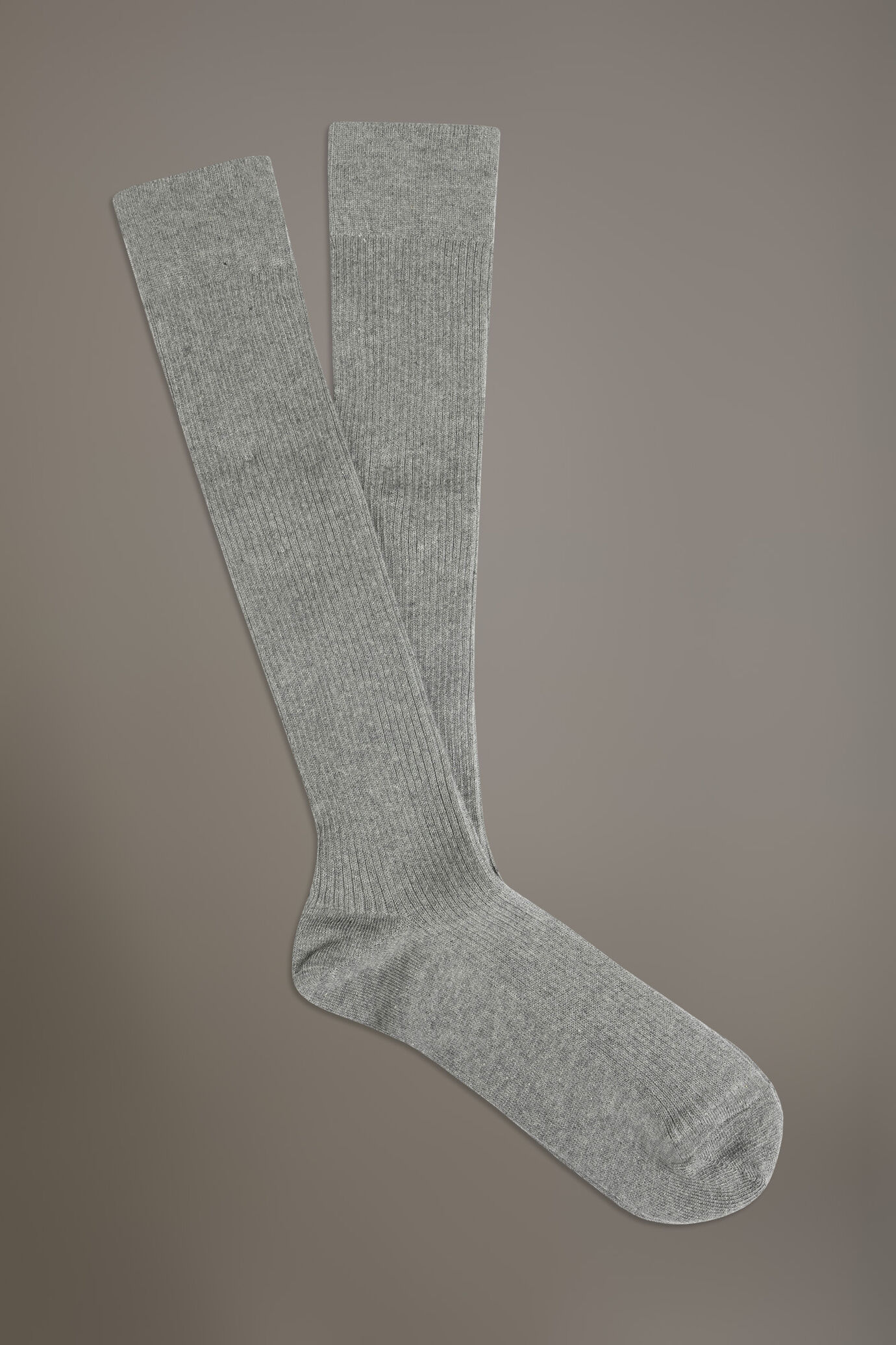 Long socks in ribbed knit made in Italy image number 0