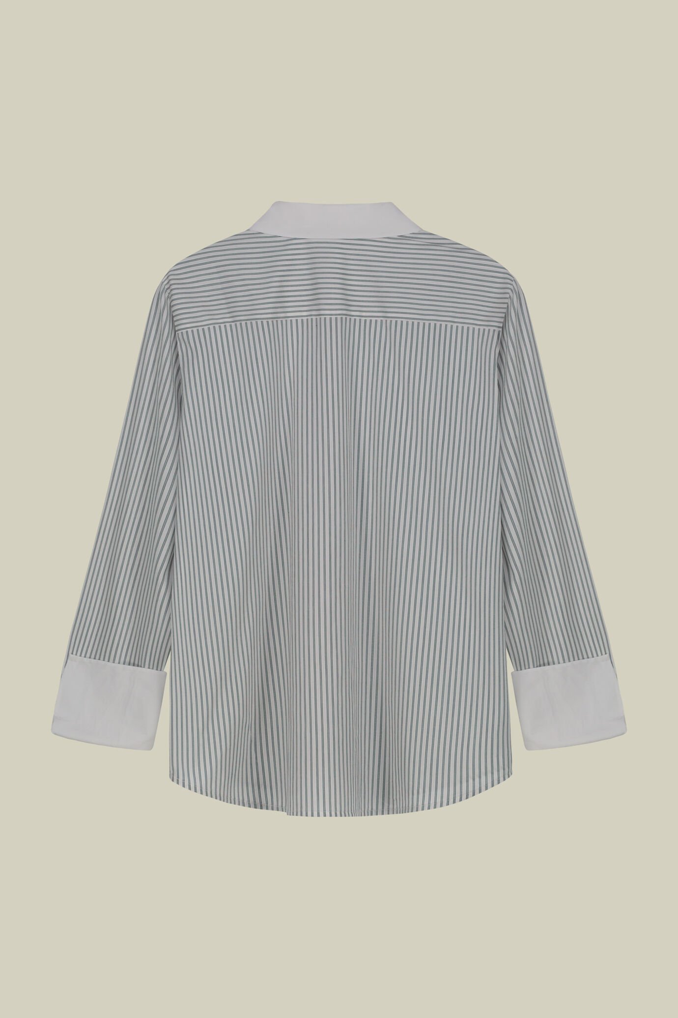 Chemise classique pour femme, modèle avec col claudine et poignets unis, en tissu rayé teint en fil image number 5