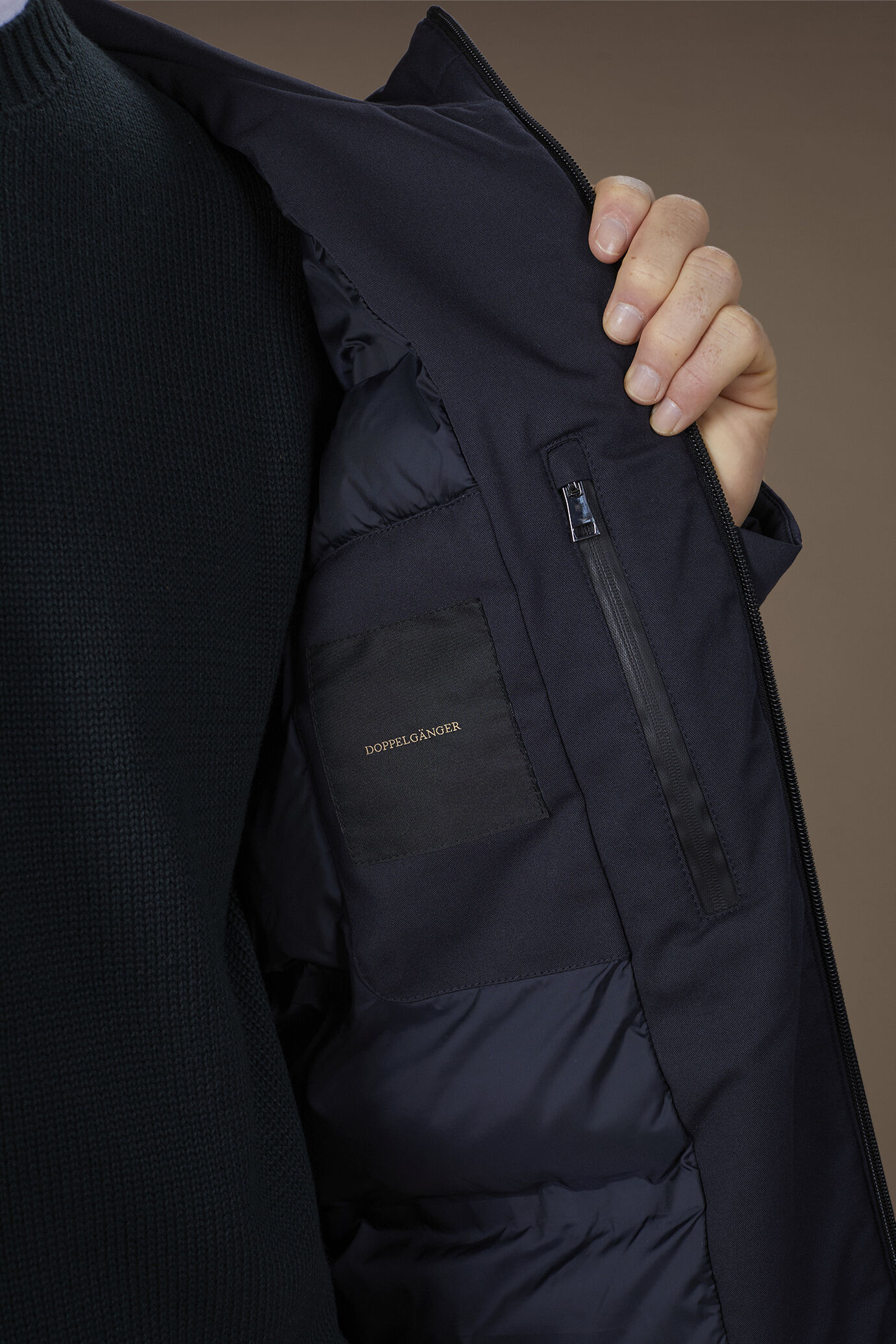 Veste technique pour homme matelassée avec fermeture éclair image number 3