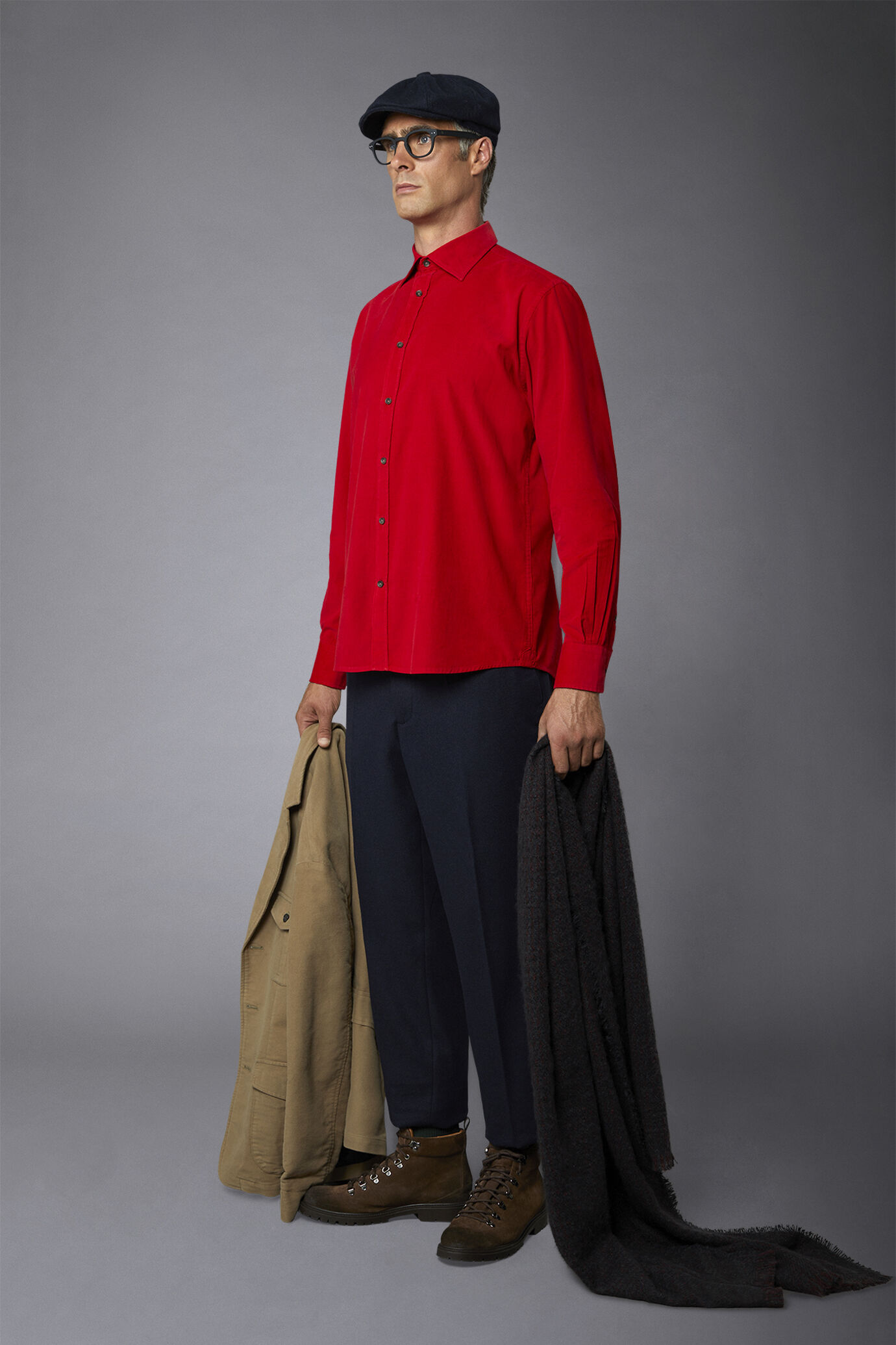 Chemise décontractée col français coupe confortable tissu velours 1000 rayures image number 1