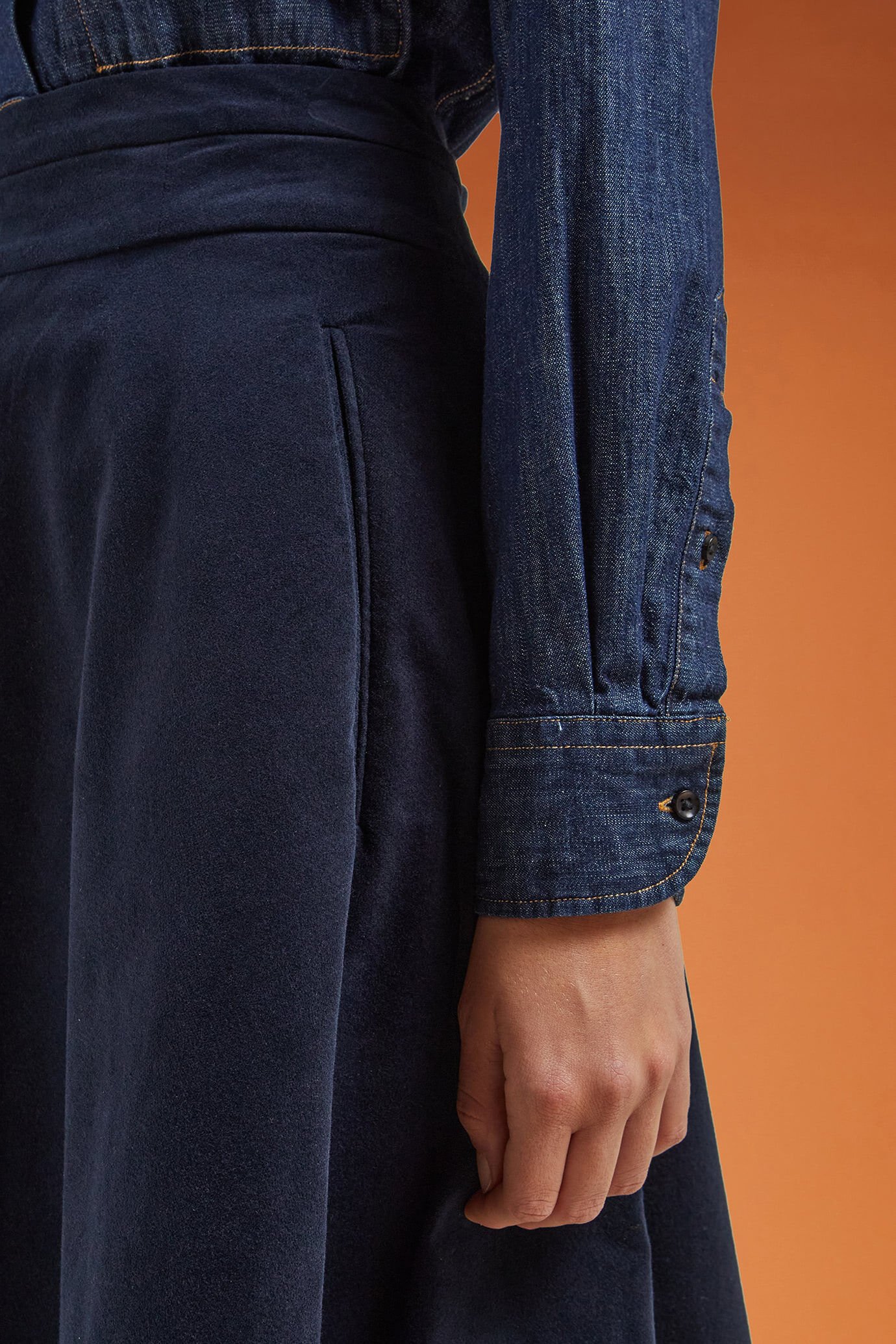Women's regular fit plain half circle skirt image number 2