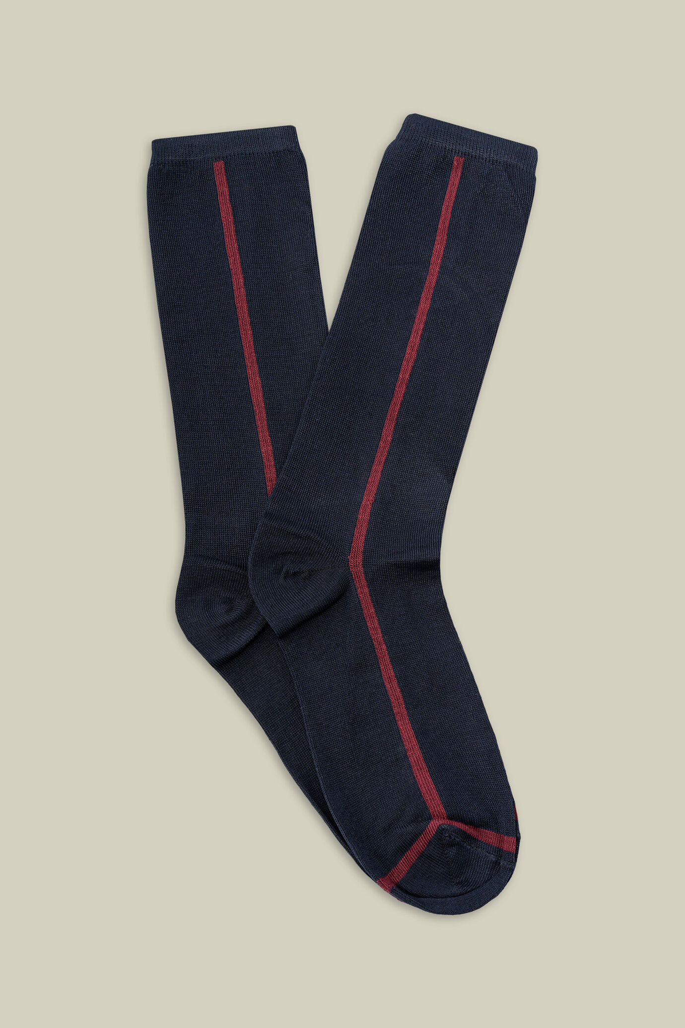 Einfarbige Damensocken mit kontrastierender Paspelierung