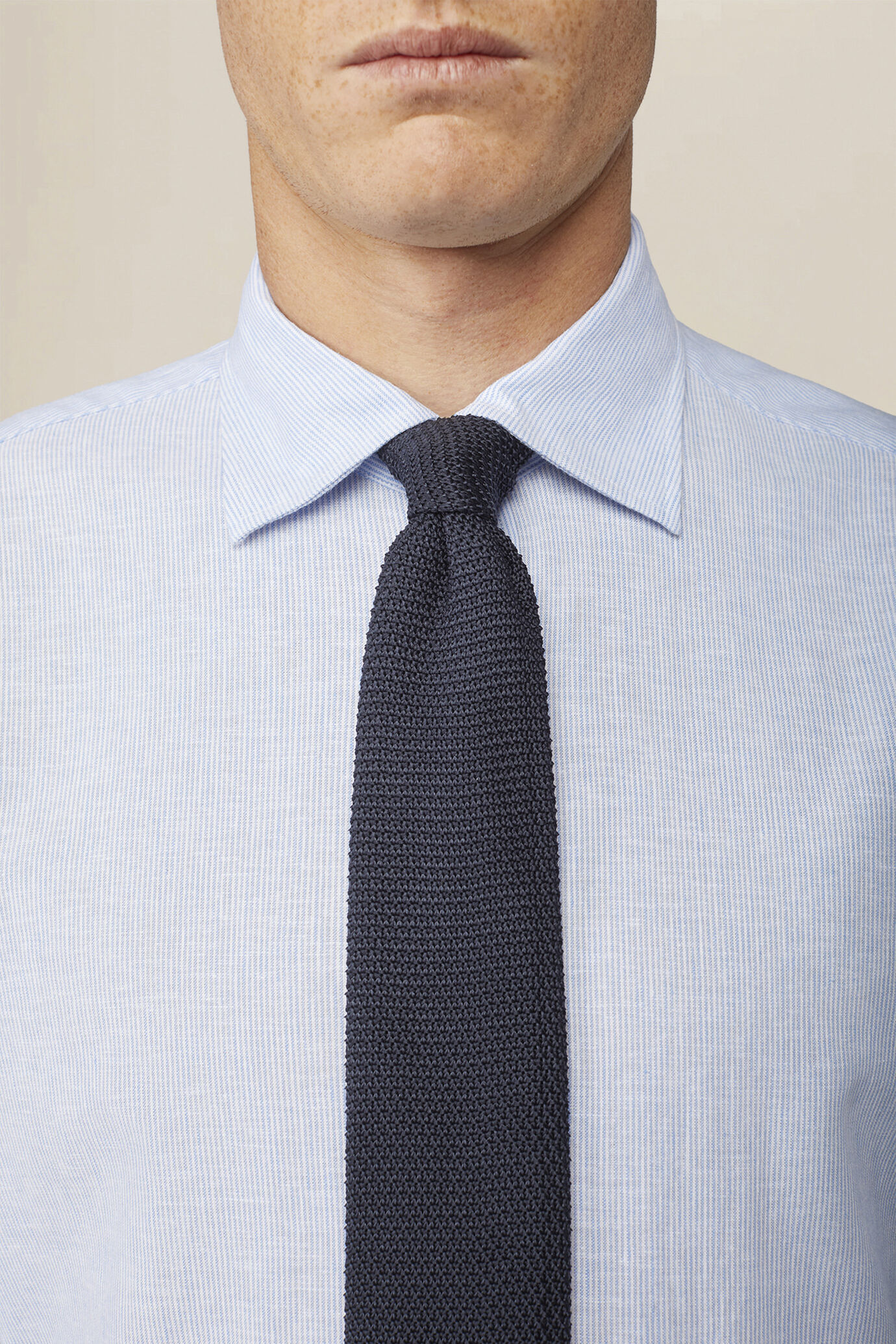 Camicia uomo misto lino cotone righe sottili image number 2