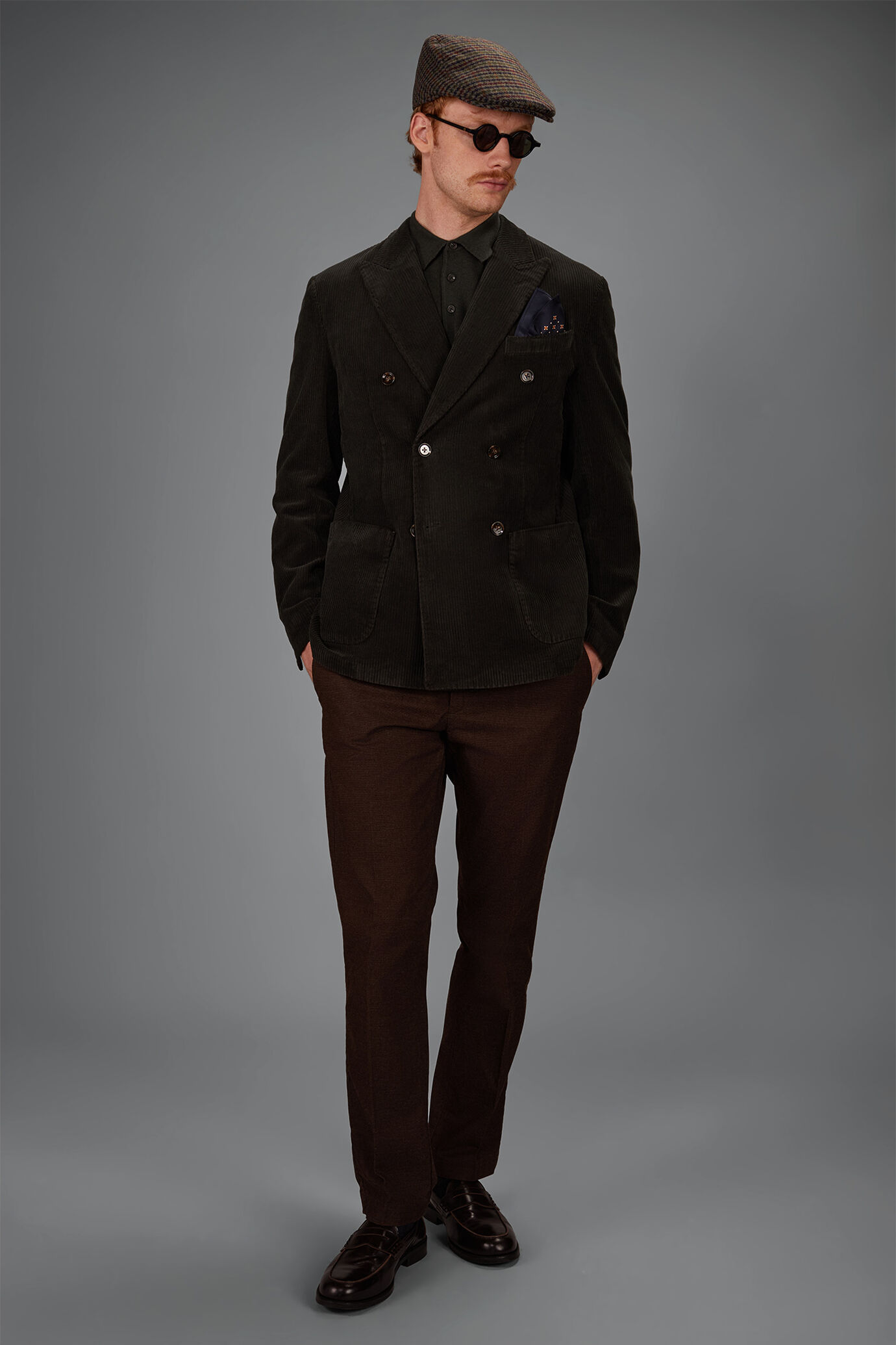 Ungef&uuml;tterte Herren-Zweireihige Jacke aus Kord in Regular-Fit image number 0