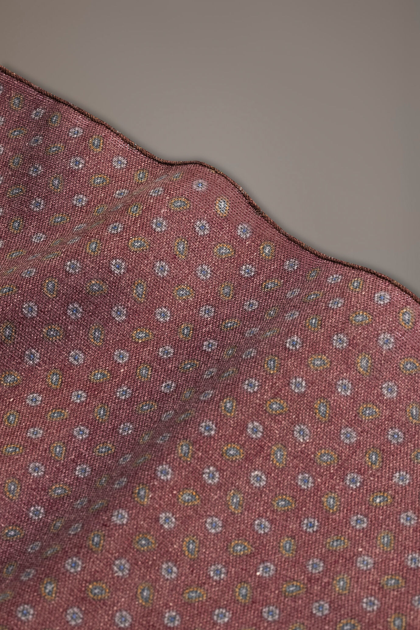 Pochette misto lino disegno fantasia vari colori uomo image number 1