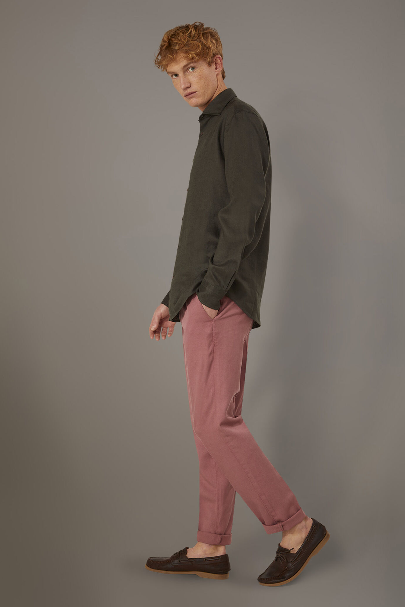 Pantalone chino misto lino regular fit costruzione twill image number 0