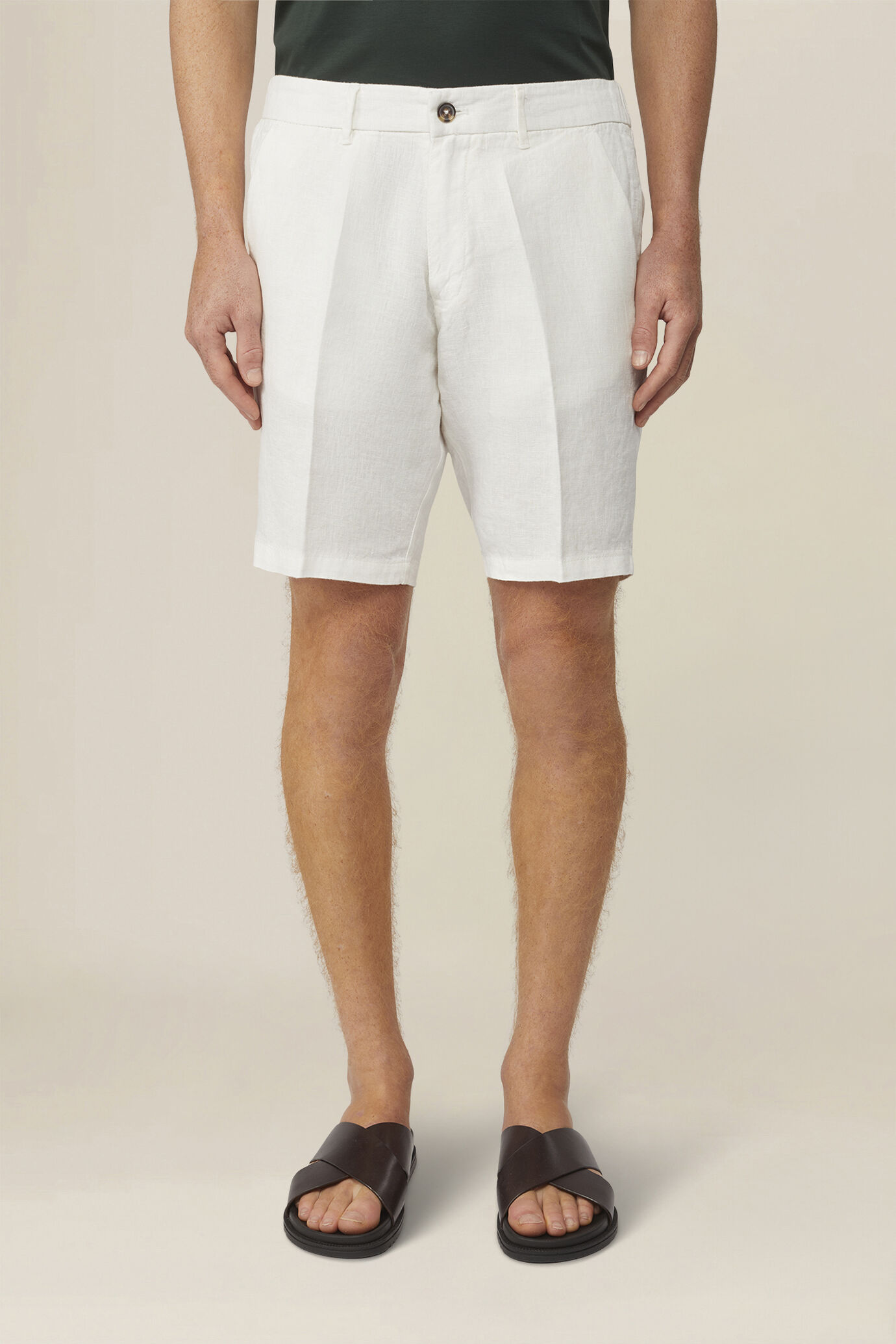 Bermuda uomo con elastico nel cinturino 100% lino image number 1