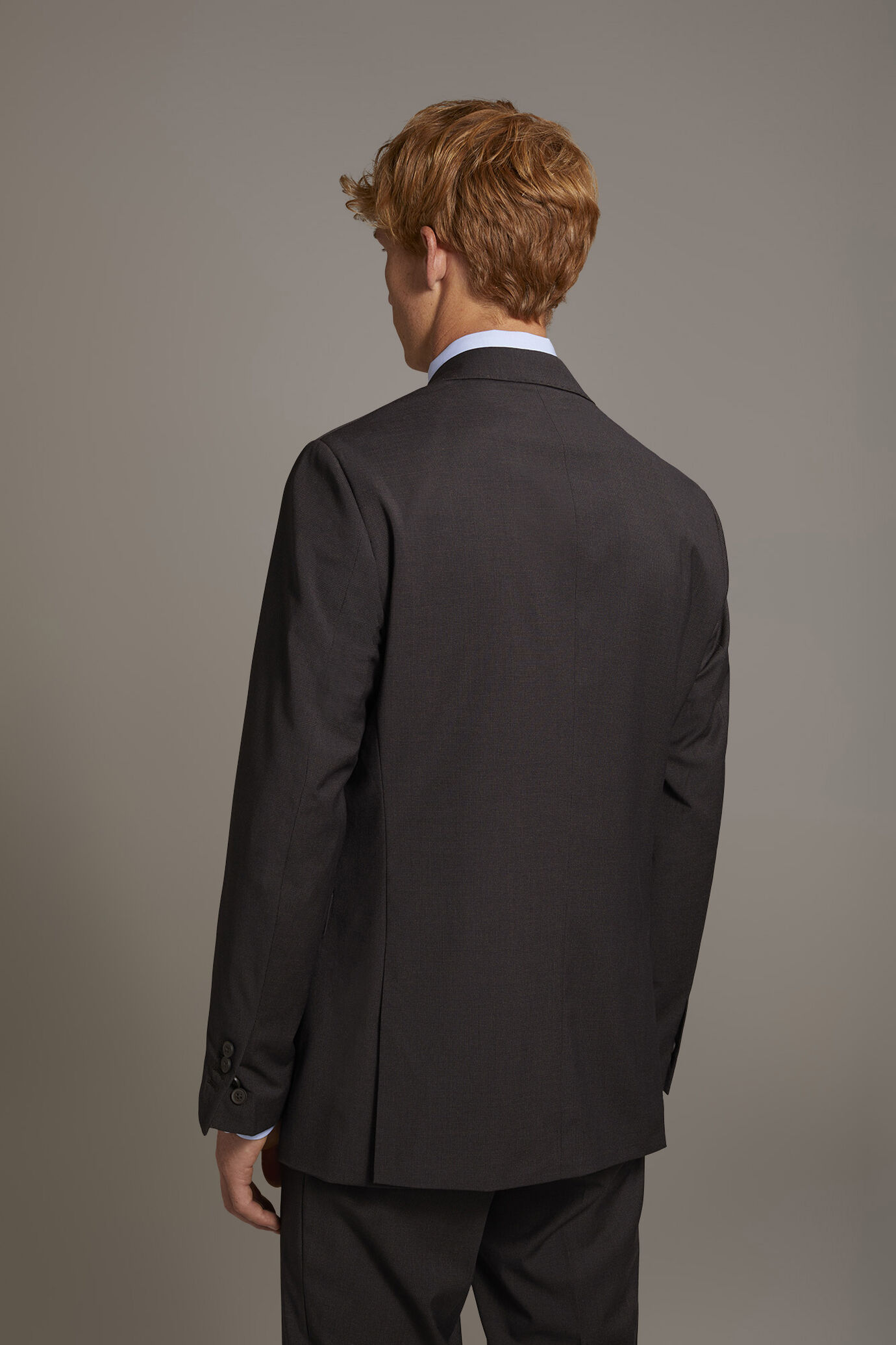 Regular fit single-breasted suit in micro pied de poule fabric image number 4