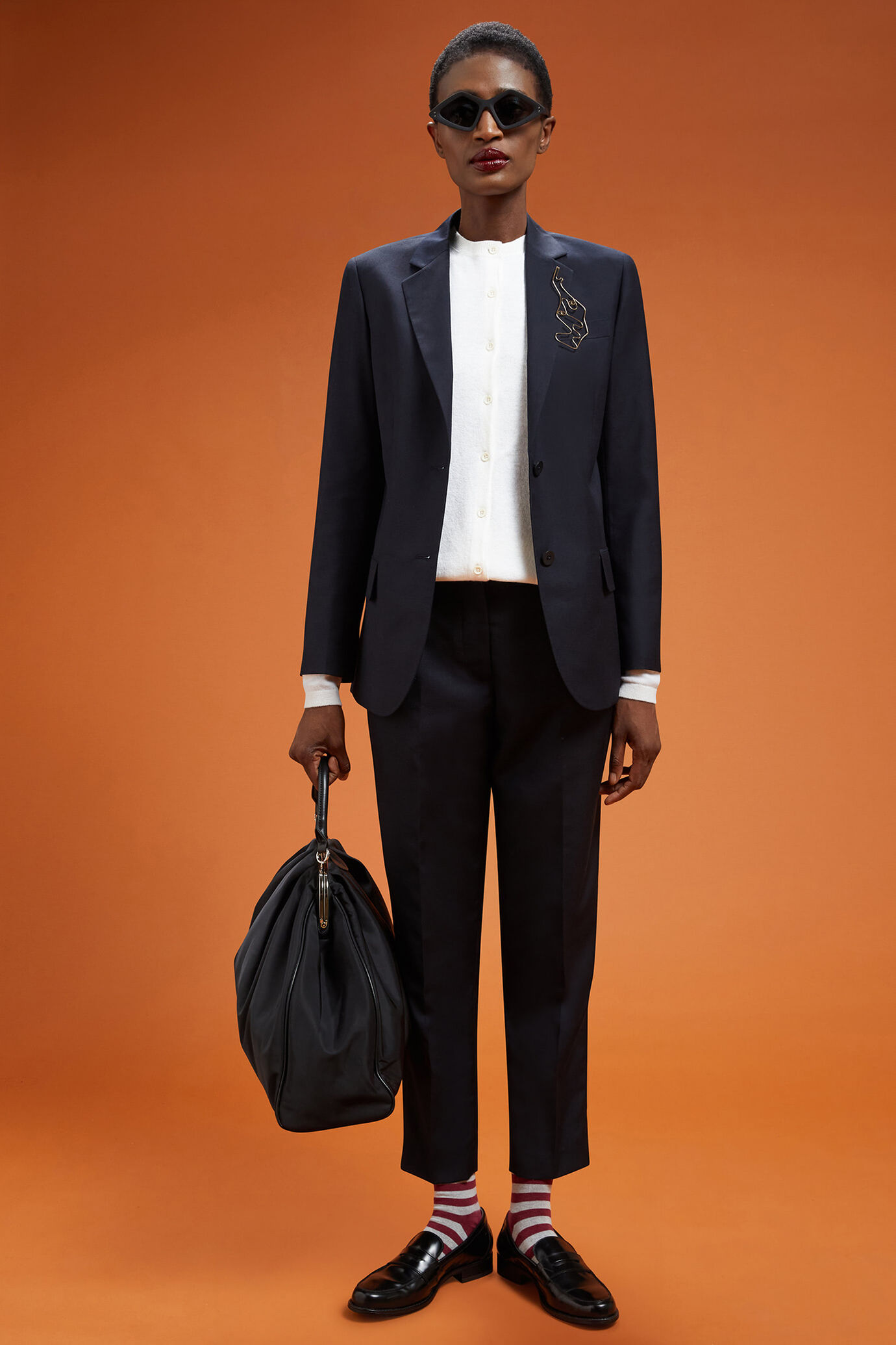 Damen-Strickjacke mit Rundhalsausschnitt aus Wolle und Kaschmir in normaler Passform image number 1