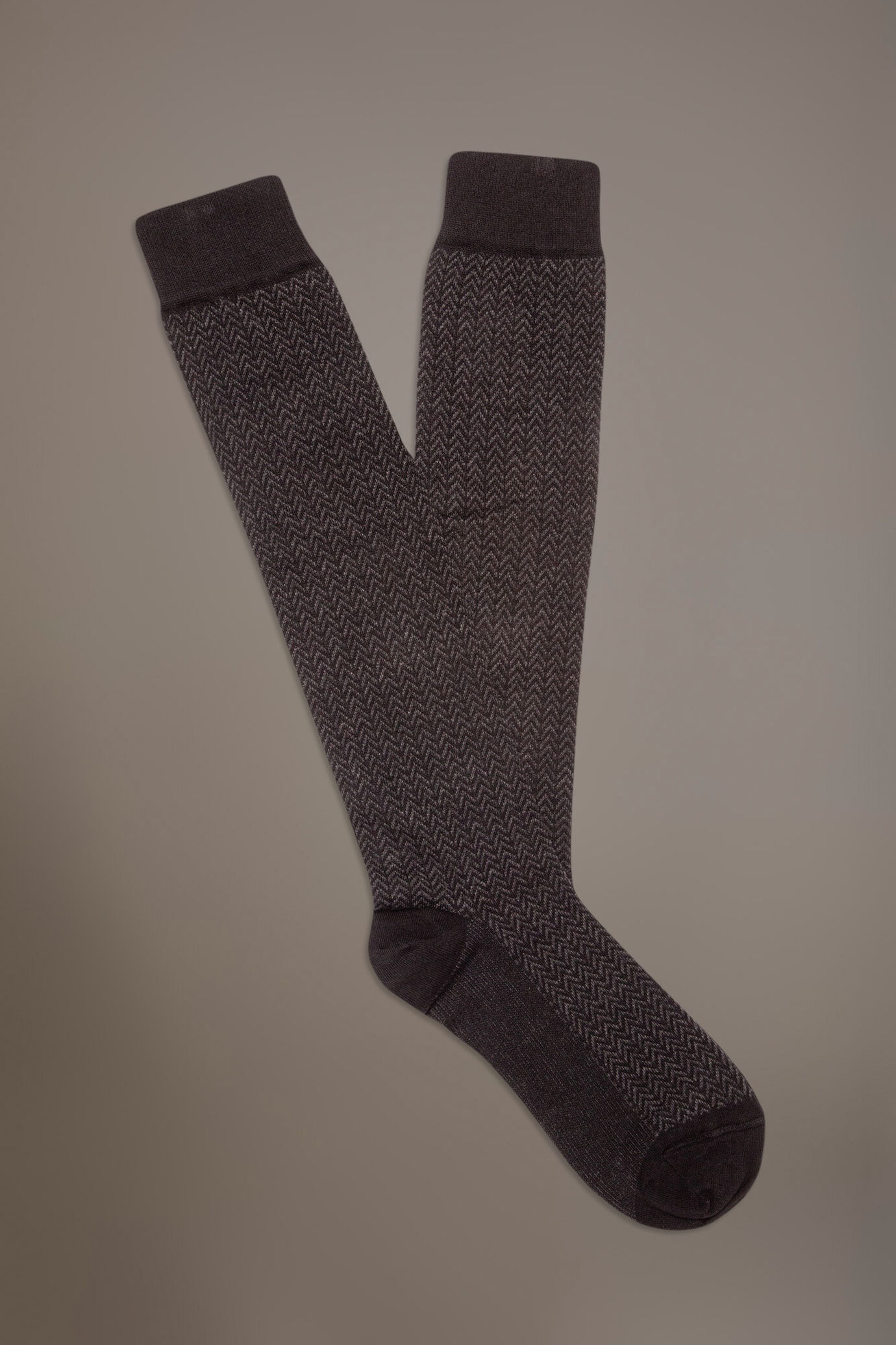 Long socks in stockinette stitch made in Italy image number 0