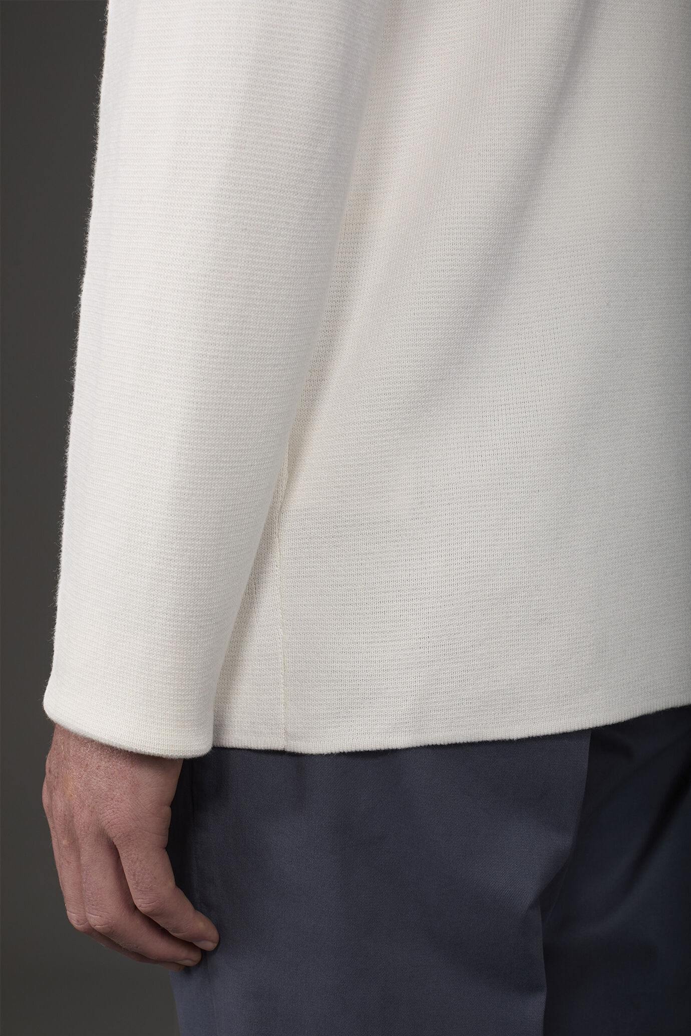 Cardigan uomo doppiopetto con tasche a toppa, punto milano 100% cotone image number 3