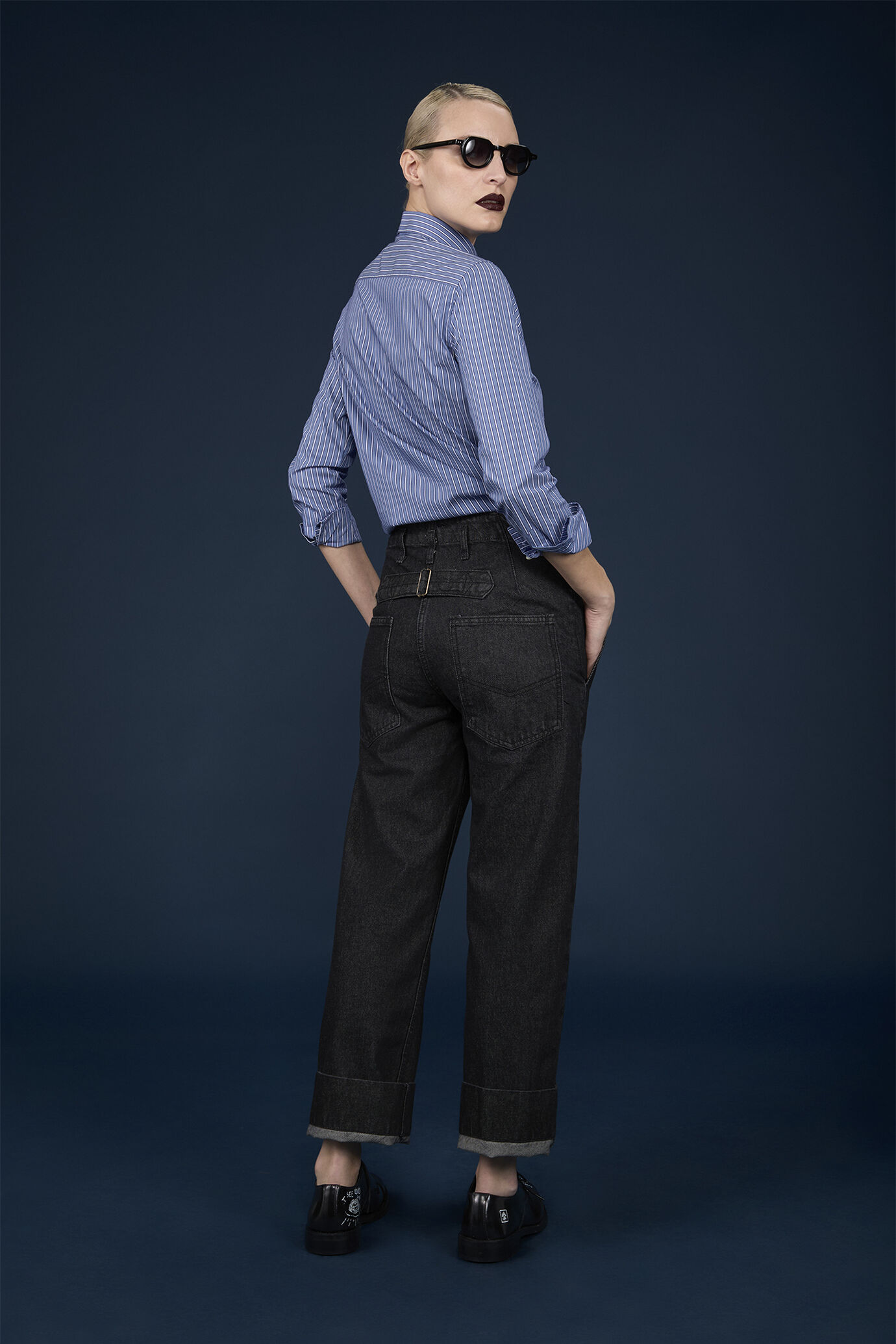 Pantalone donna in denim twill comfort fit image number 1