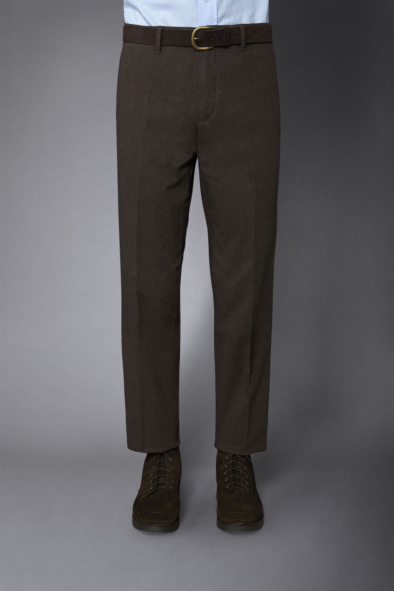 Pantalon chino en sergé mélangé regular fit image number 3