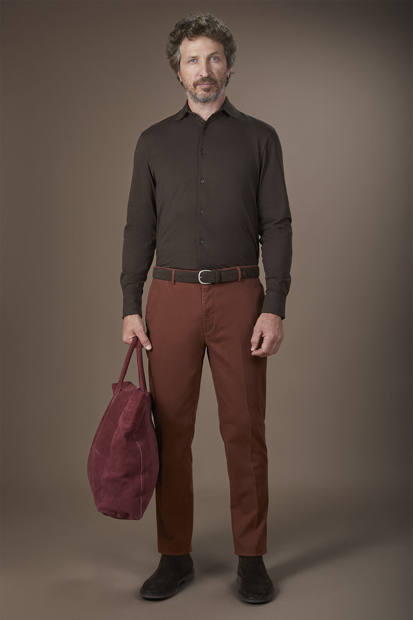 Classic men's chinos in regular fit with stretch twill construction image number 0