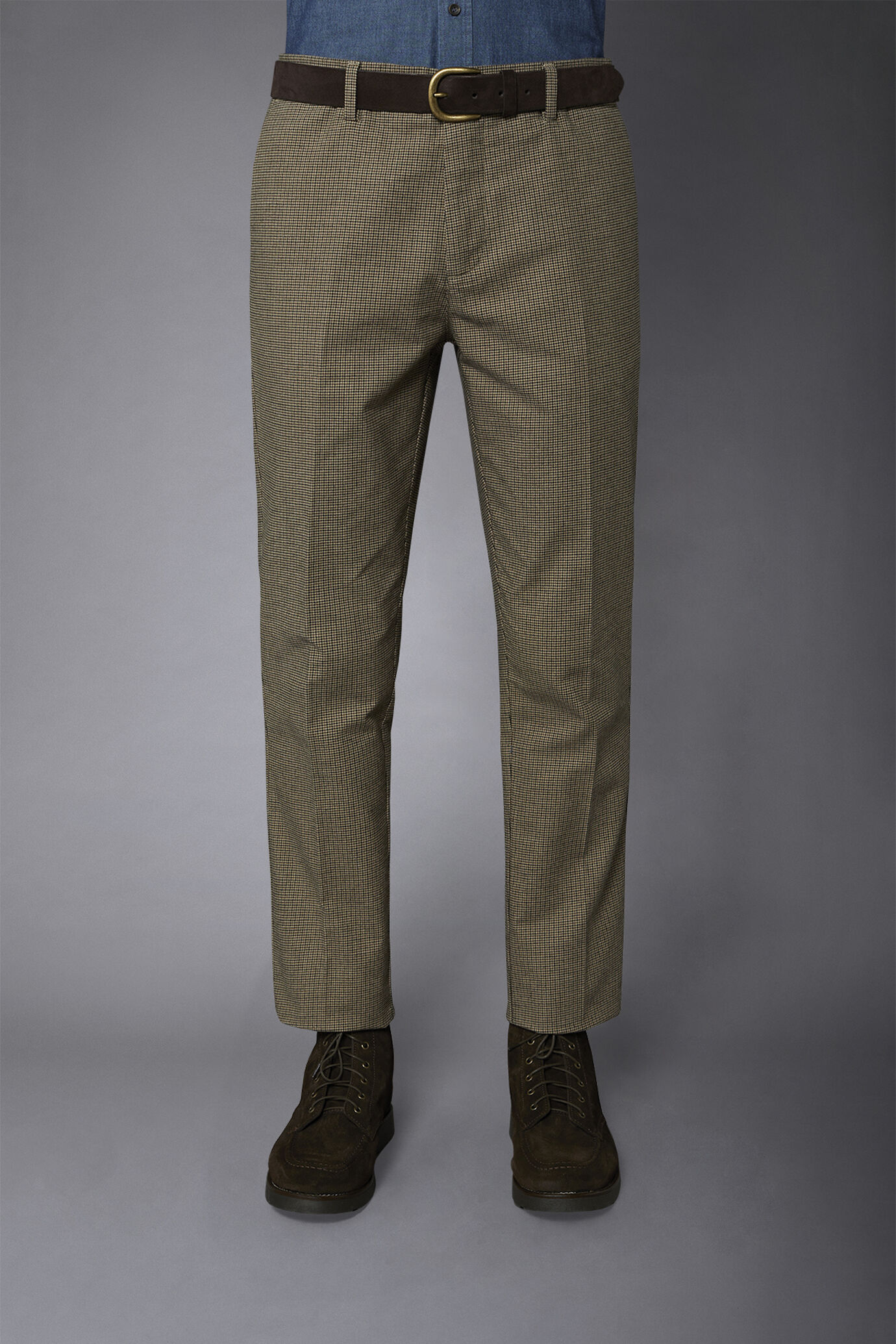 Pantalone chino uomo tessuto in cotone mano lana pied de poule regular fit image number 2