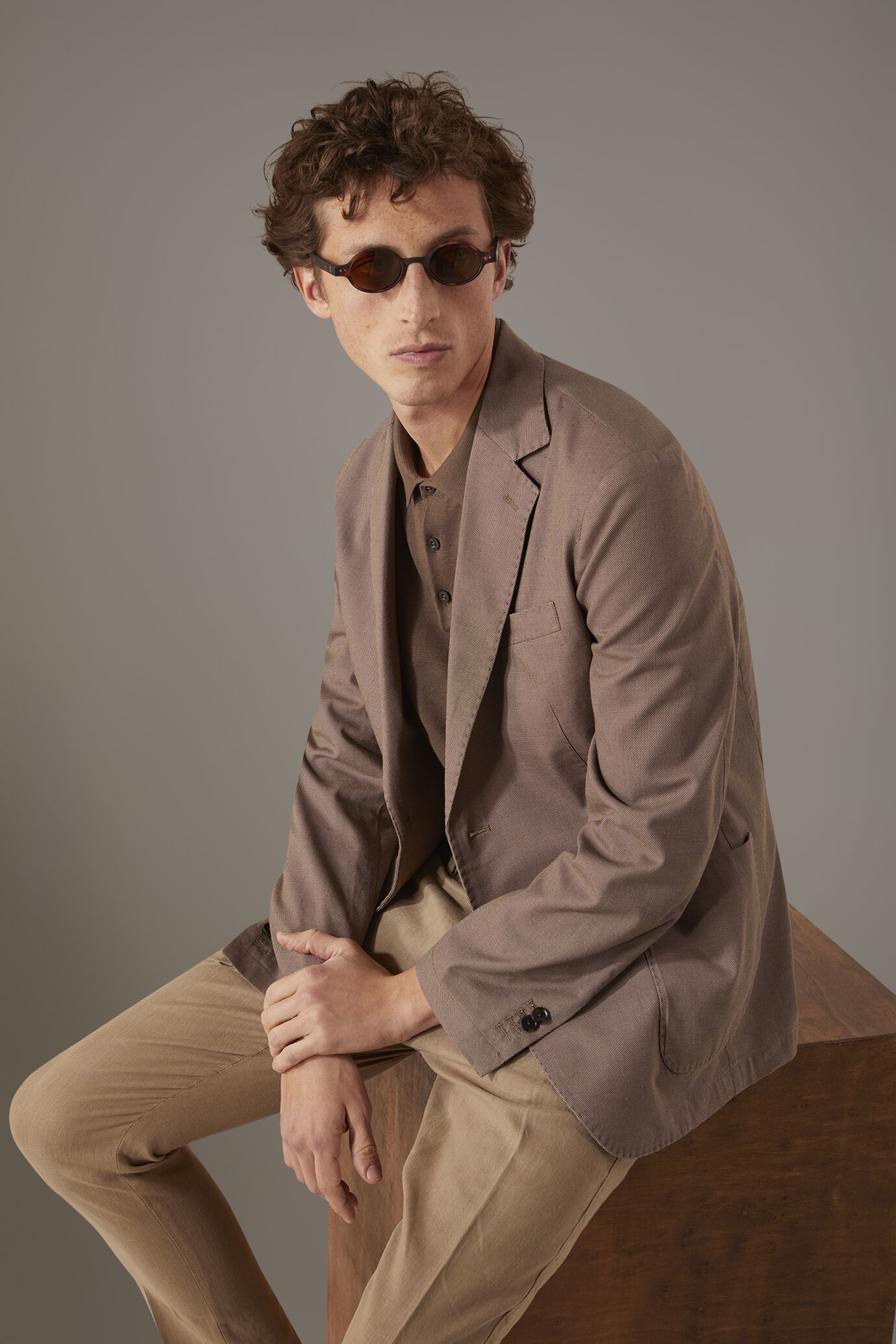 Single breasted jacket with patch pocket image number 0