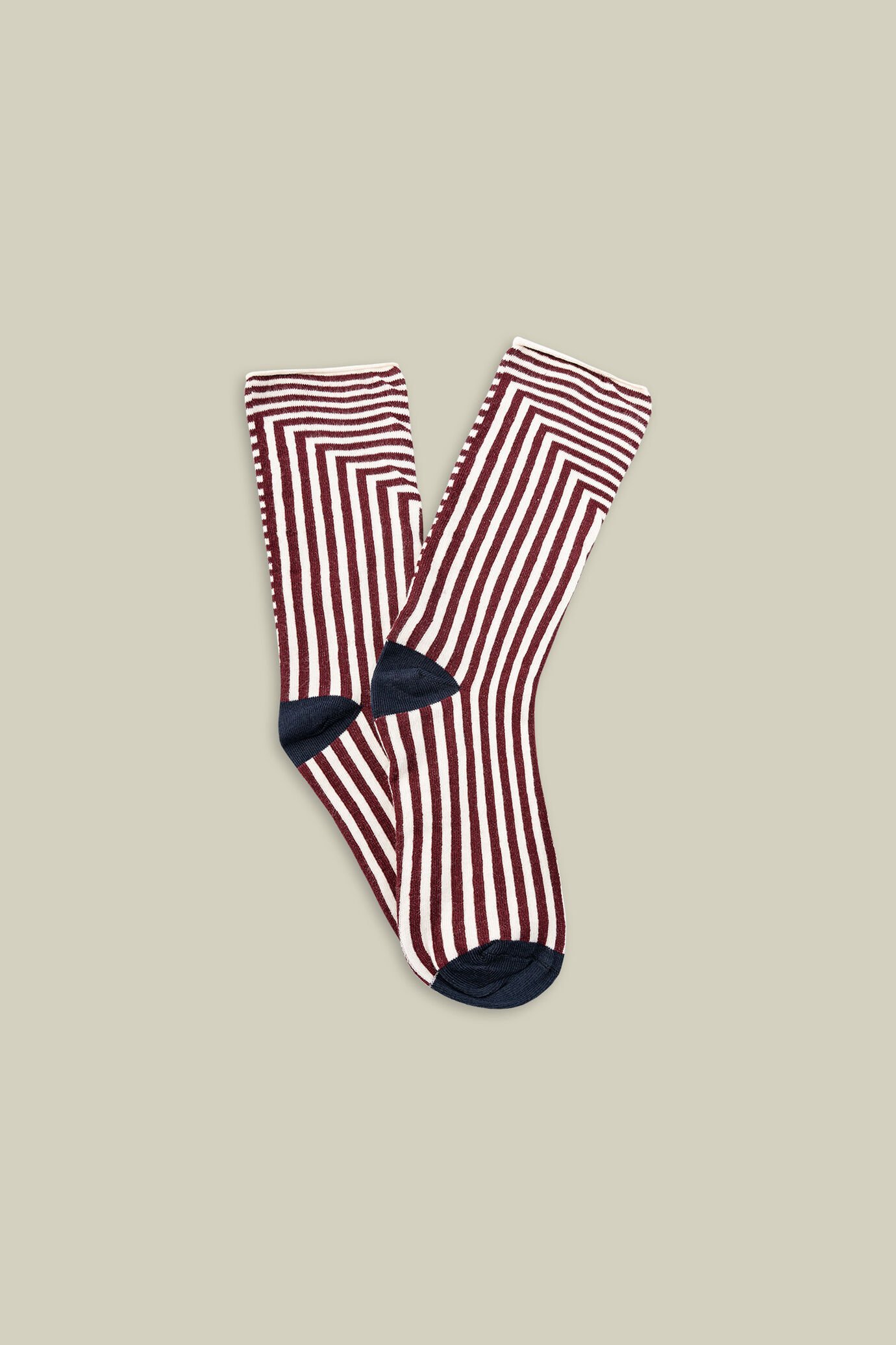Chaussettes femme coupe au laser avec rayures bicolores image number 0