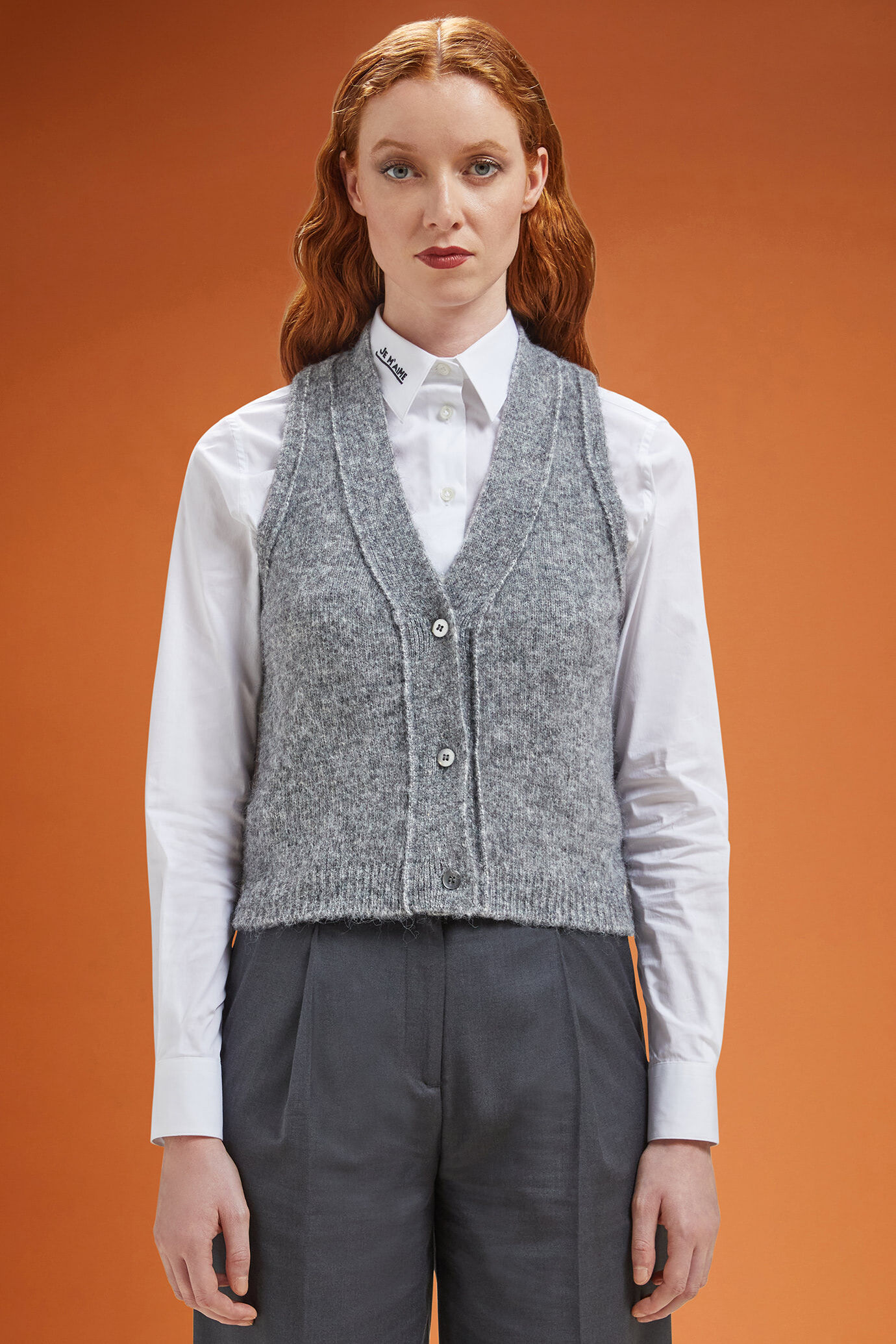 Gilet pour femme en maille, col en V, coupe classique image number 0