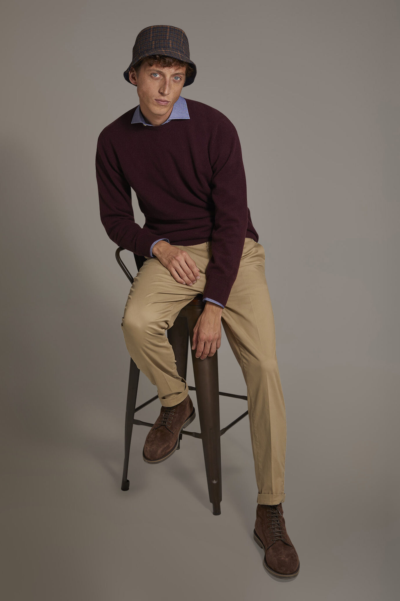 Pantalone chino uomo con pinces singola image number 0