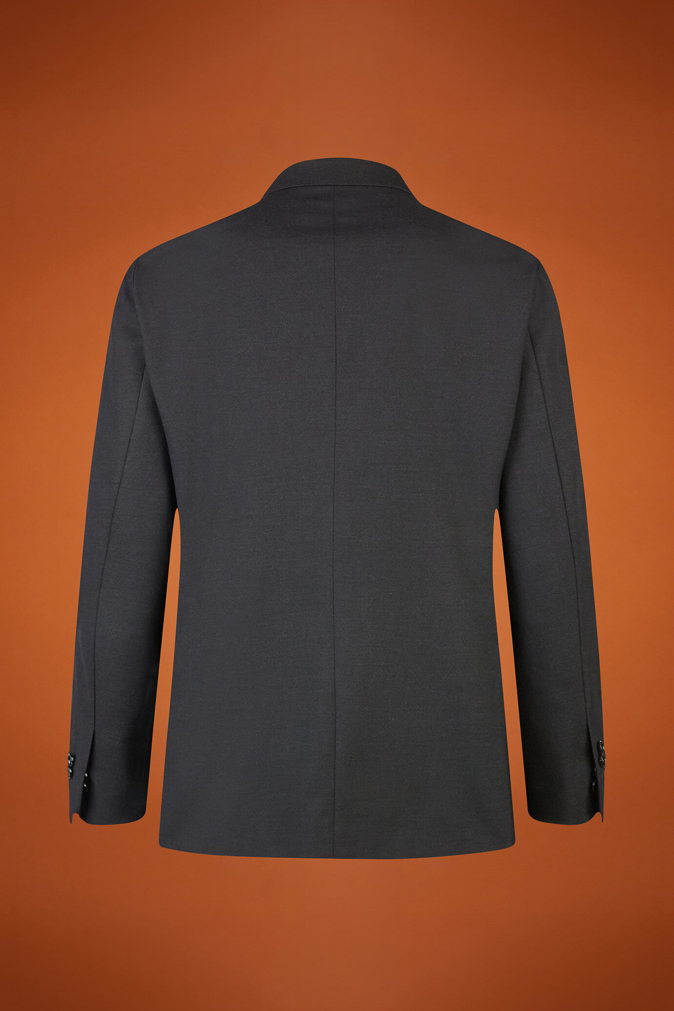 Costume homme à simple boutonnage en tissu uni, coupe classique image number 5