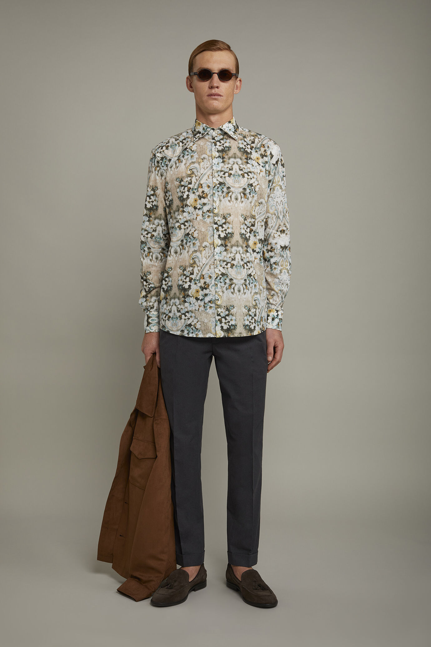Chemise décontractée pour homme à col classique en tissu imprimé 100 % mousseline de coton coupe confort image number 0