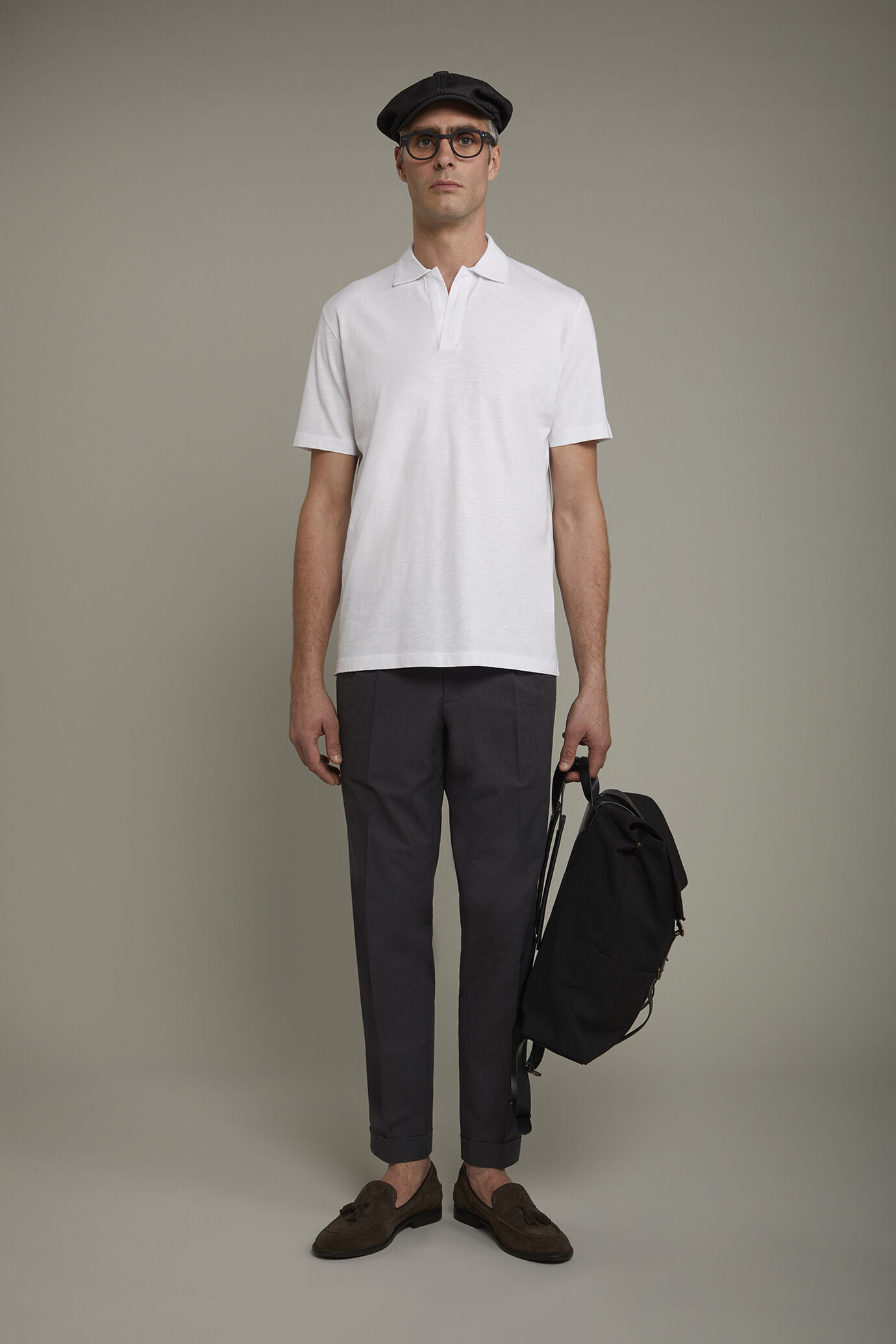 Men&rsquo;s short sleeve button-less polo shirt with derby collar in pure cotton regular fit image number 0