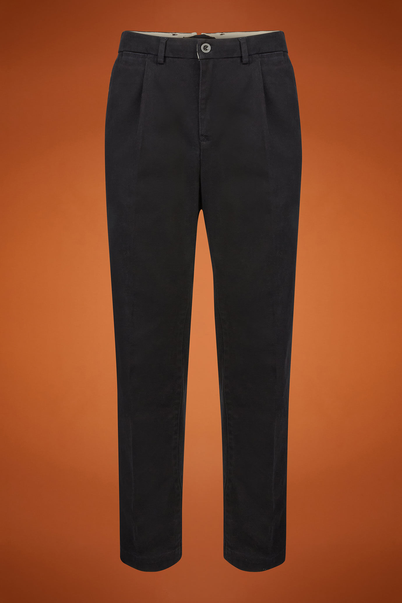 Klassische Herrenhose mit Bundfalten aus diagonalem Gewebe in normaler Passform image number 4