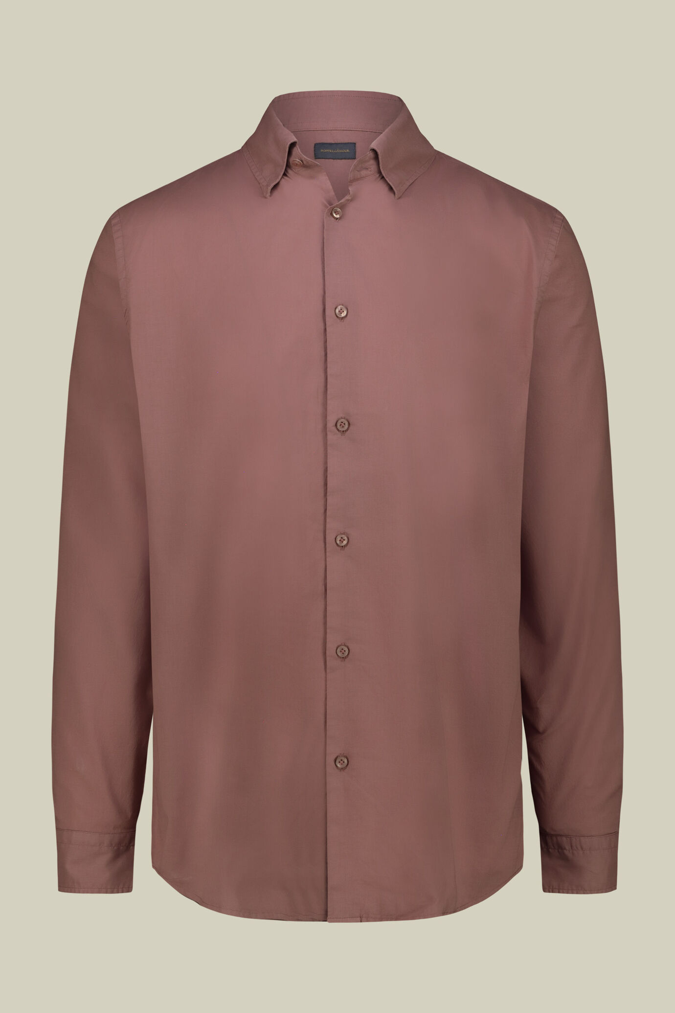 Men's 100% cotton plain shirt with hidden button-down collar image number 5