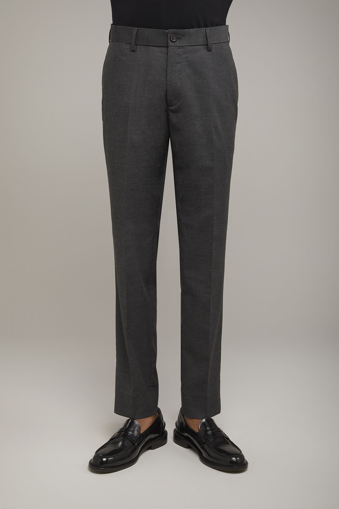 Pantalon sans plis à coupe régulière image number 3