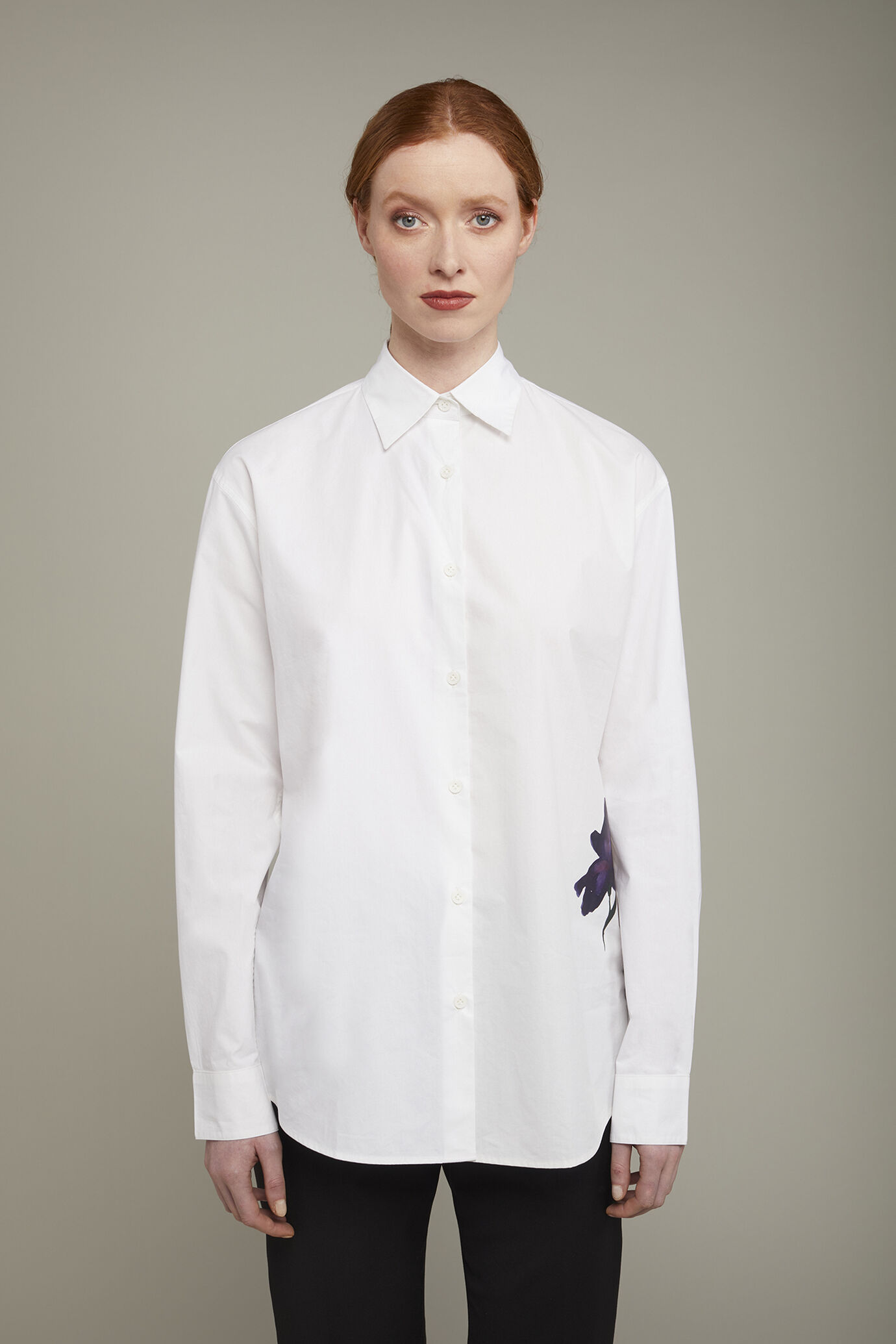 Camicia donna 100% cotone disegno floreale oversize image number 2