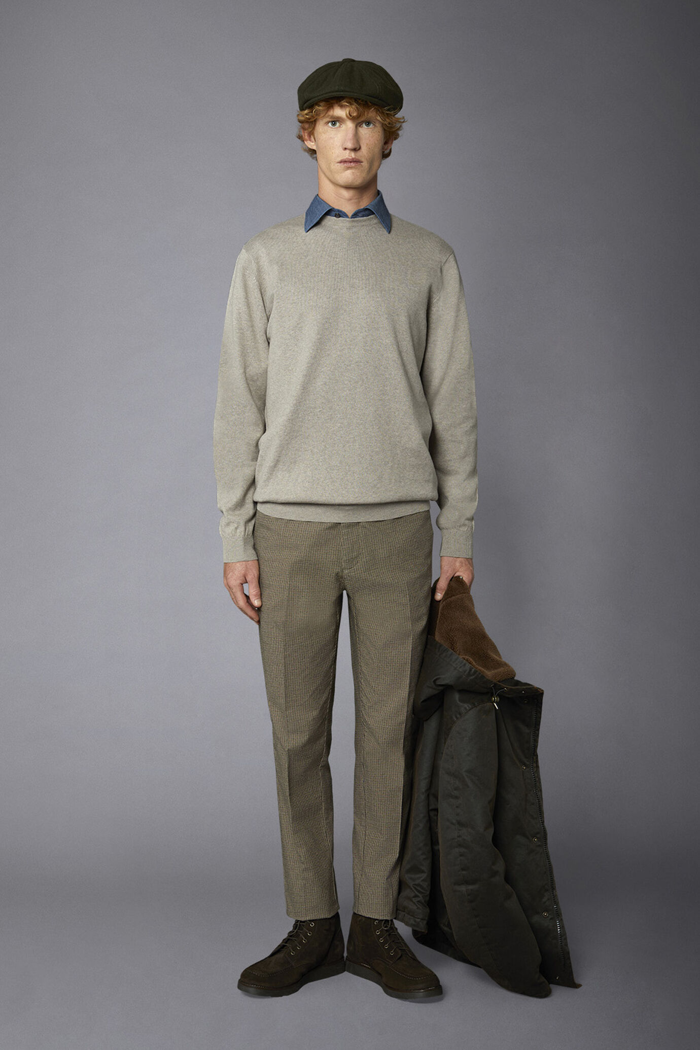 Regular fit chino trousers in cotton hand-woven pied de poule wool