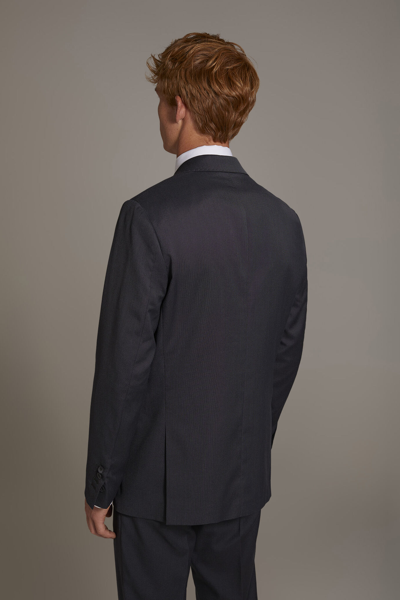 Regular fit single-breasted suit in microcheck fabric image number 4