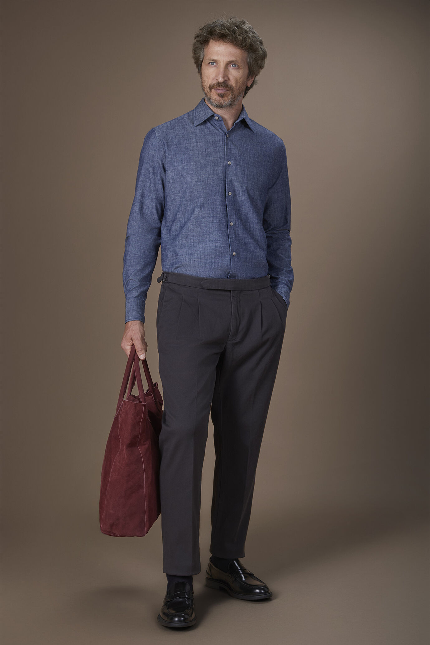 Herrenhose aus schwerem Stoff mit doppelten Bundfalten Comfort Fit image number 0