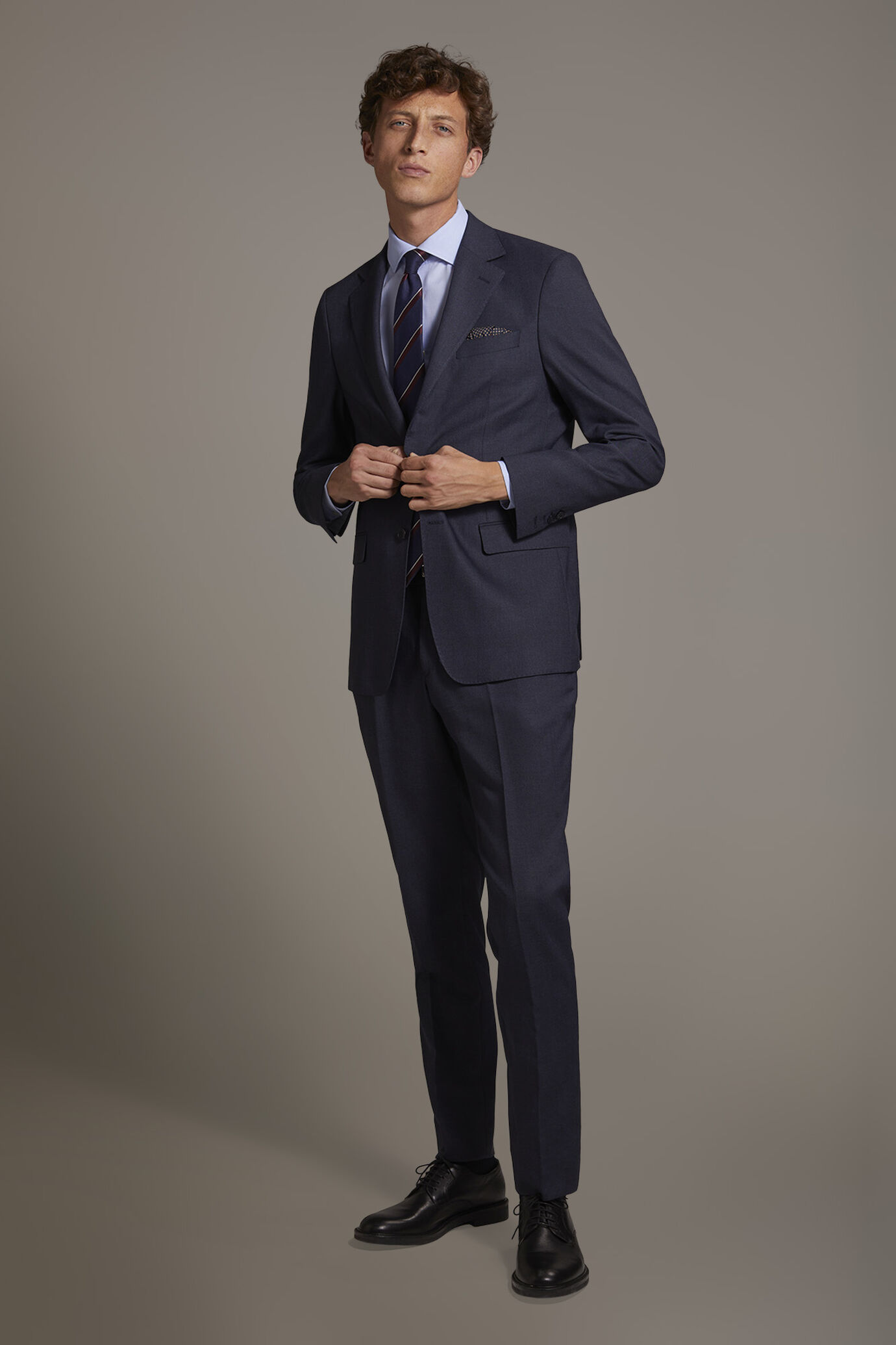 Single breasted suit flat trousers prince of wales fabric design image number 1