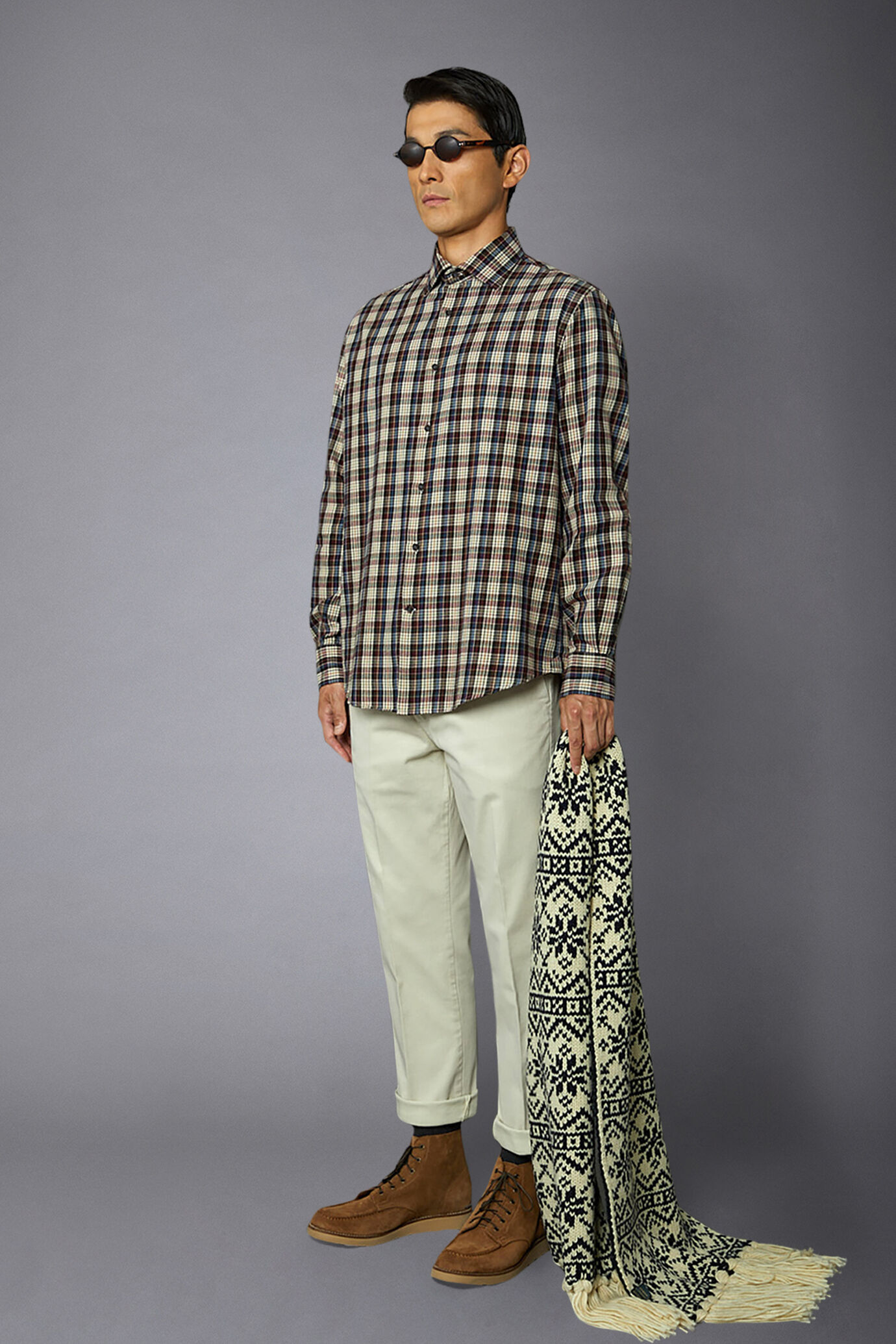 Camicia casual uomo collo francese comfort fit tessuto in flanella fantasia a quadri image number 1