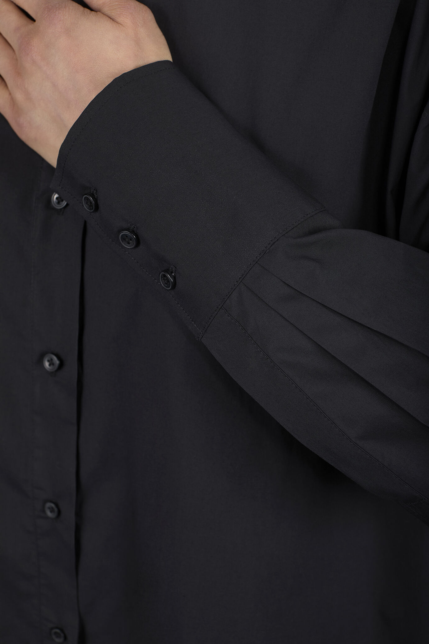 Robe chemisier pour femme avec fentes latérales image number 4