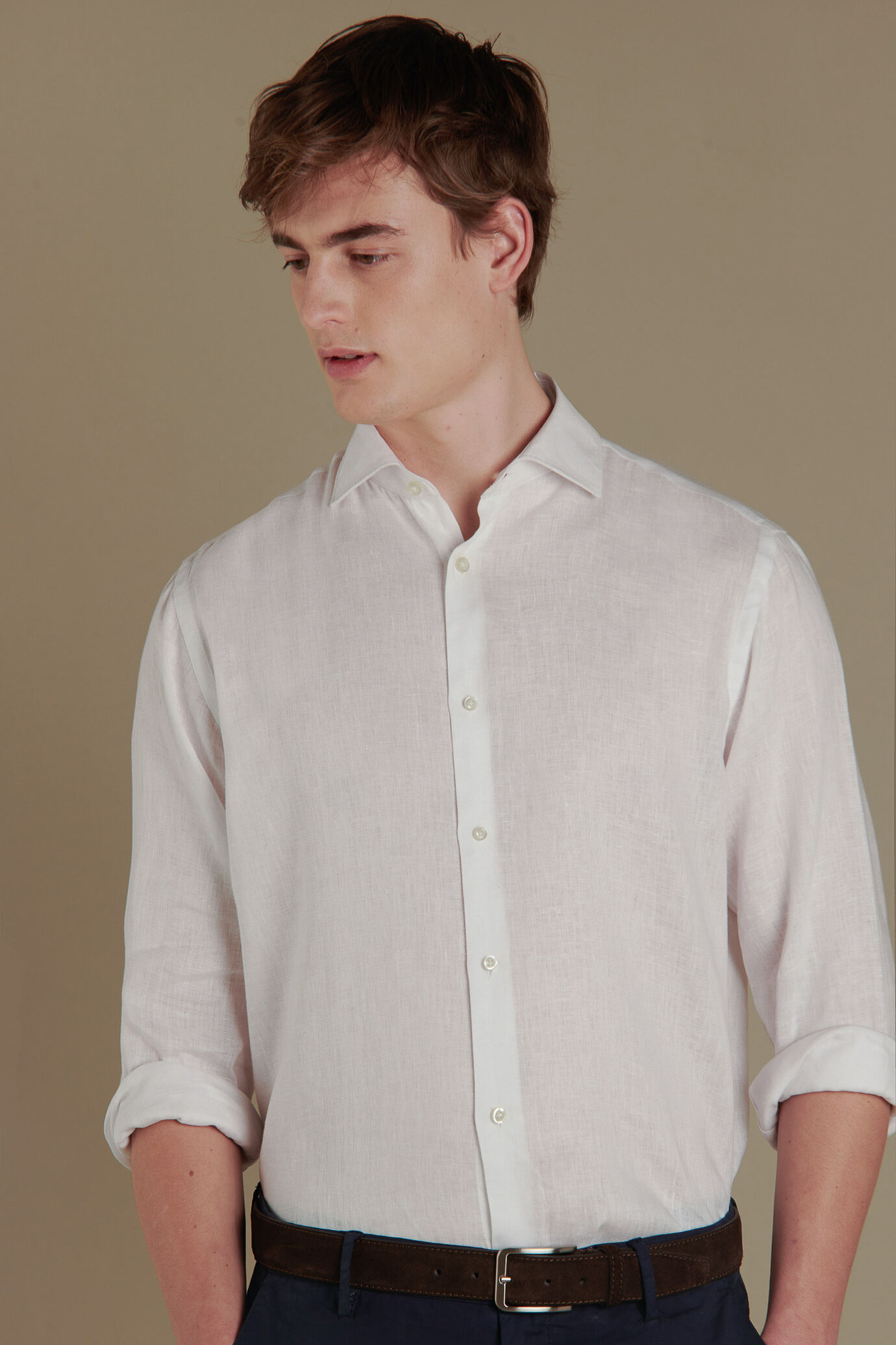 Camicia casual uomo collo francese 100% lino image number 1