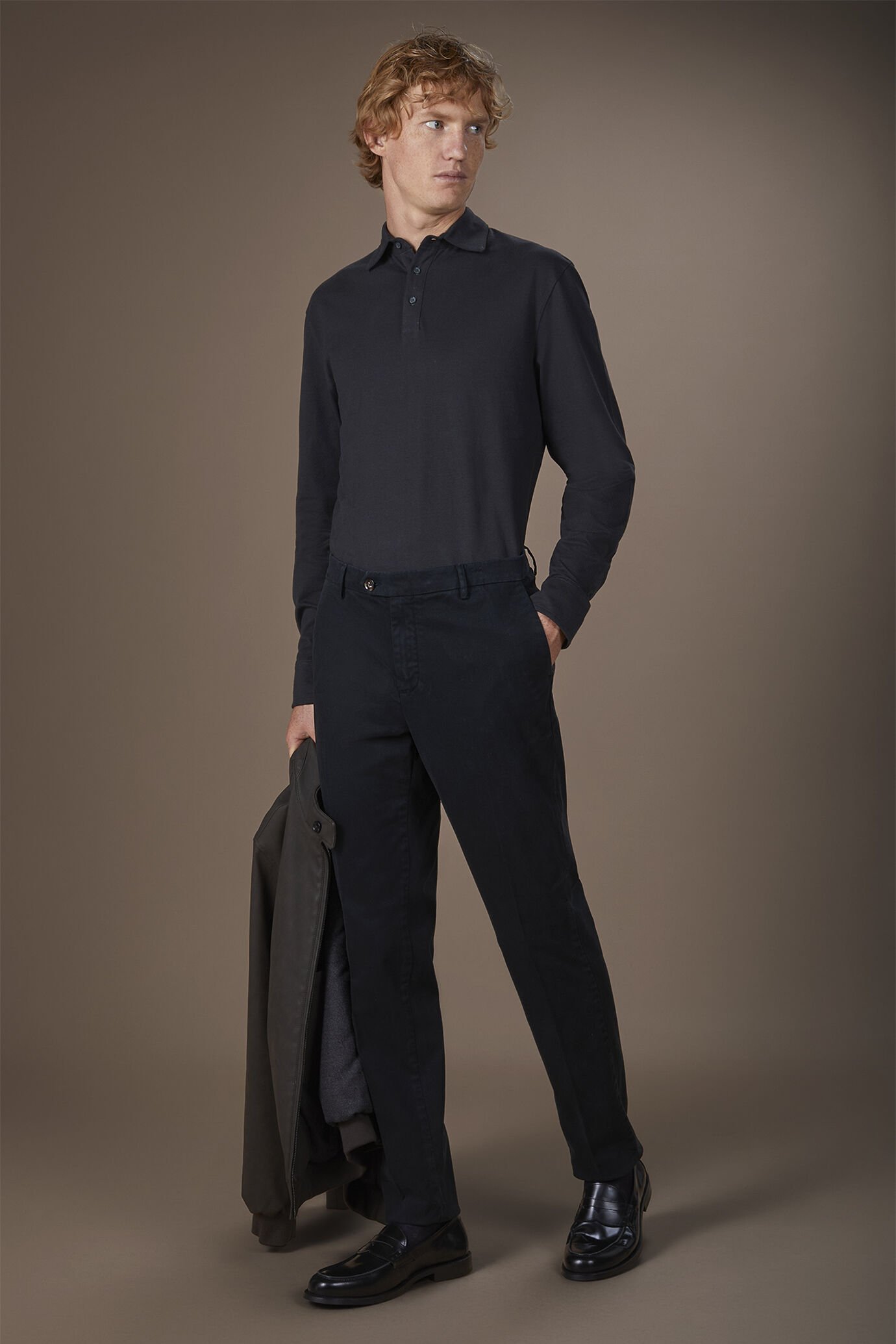 Klassische Chinos für Herren in Twill-Stretch-Konstruktion mit regulärer Passform image number 0